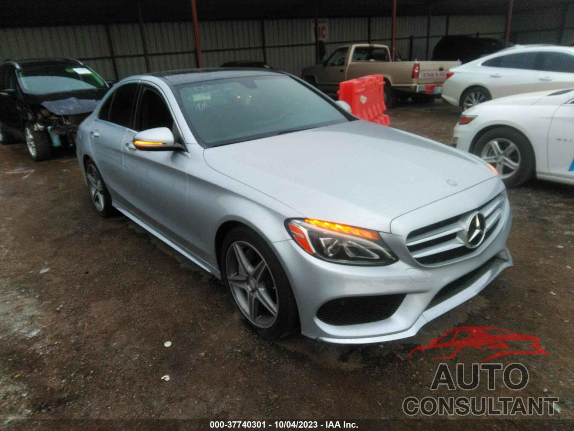 MERCEDES-BENZ C 300 2016 - 55SWF4KB3GU176033