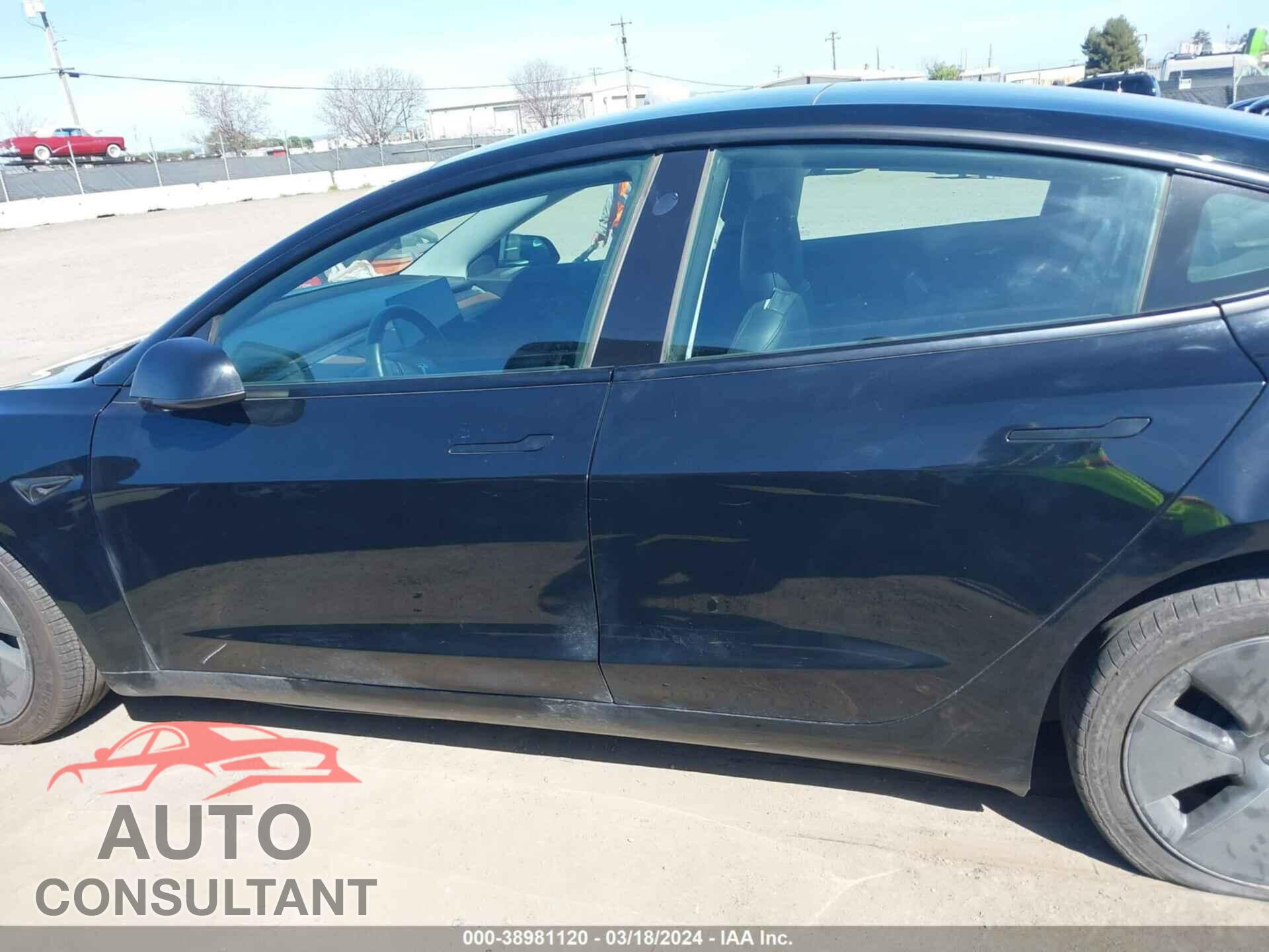 TESLA MODEL 3 2021 - 5YJ3E1EA8MF878076