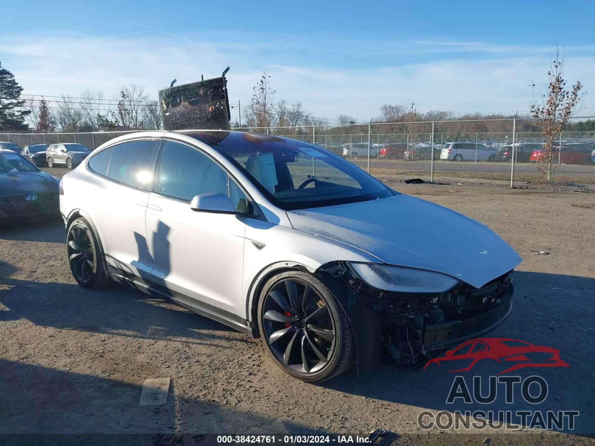 TESLA MODEL X 2016 - 5YJXCBE43GF019571