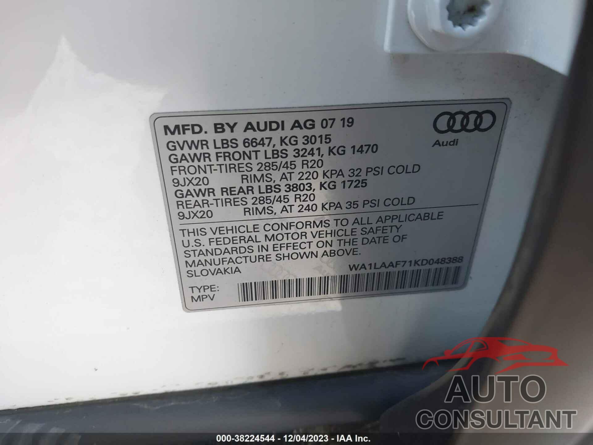 AUDI Q7 2019 - WA1LAAF71KD048388