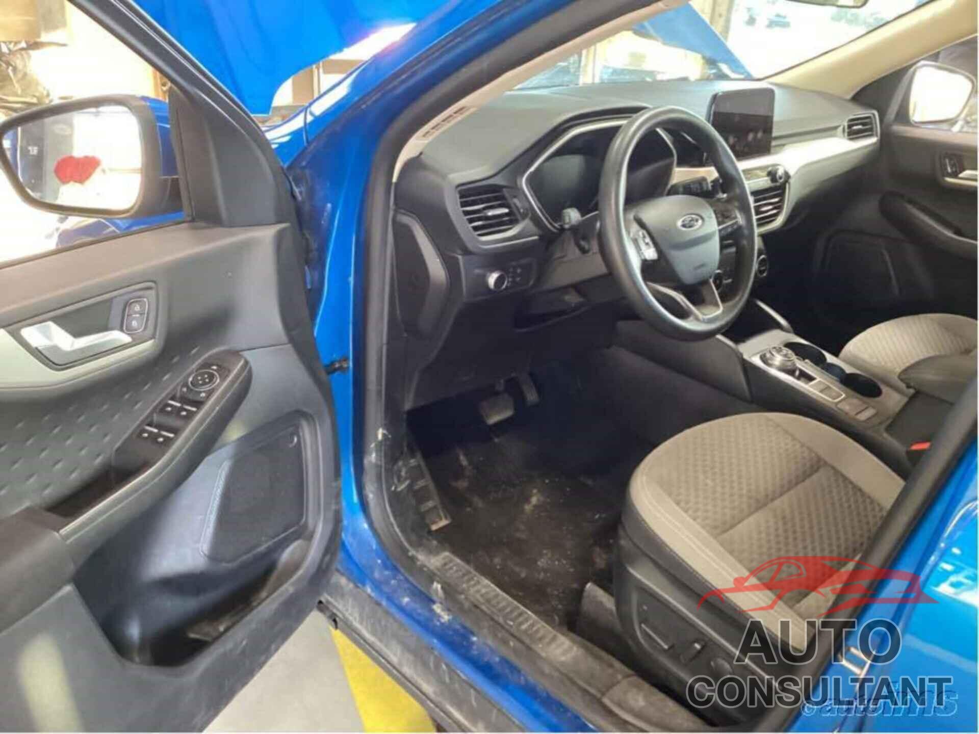 FORD ESCAPE 2020 - 1FMCU9G64LUB25561