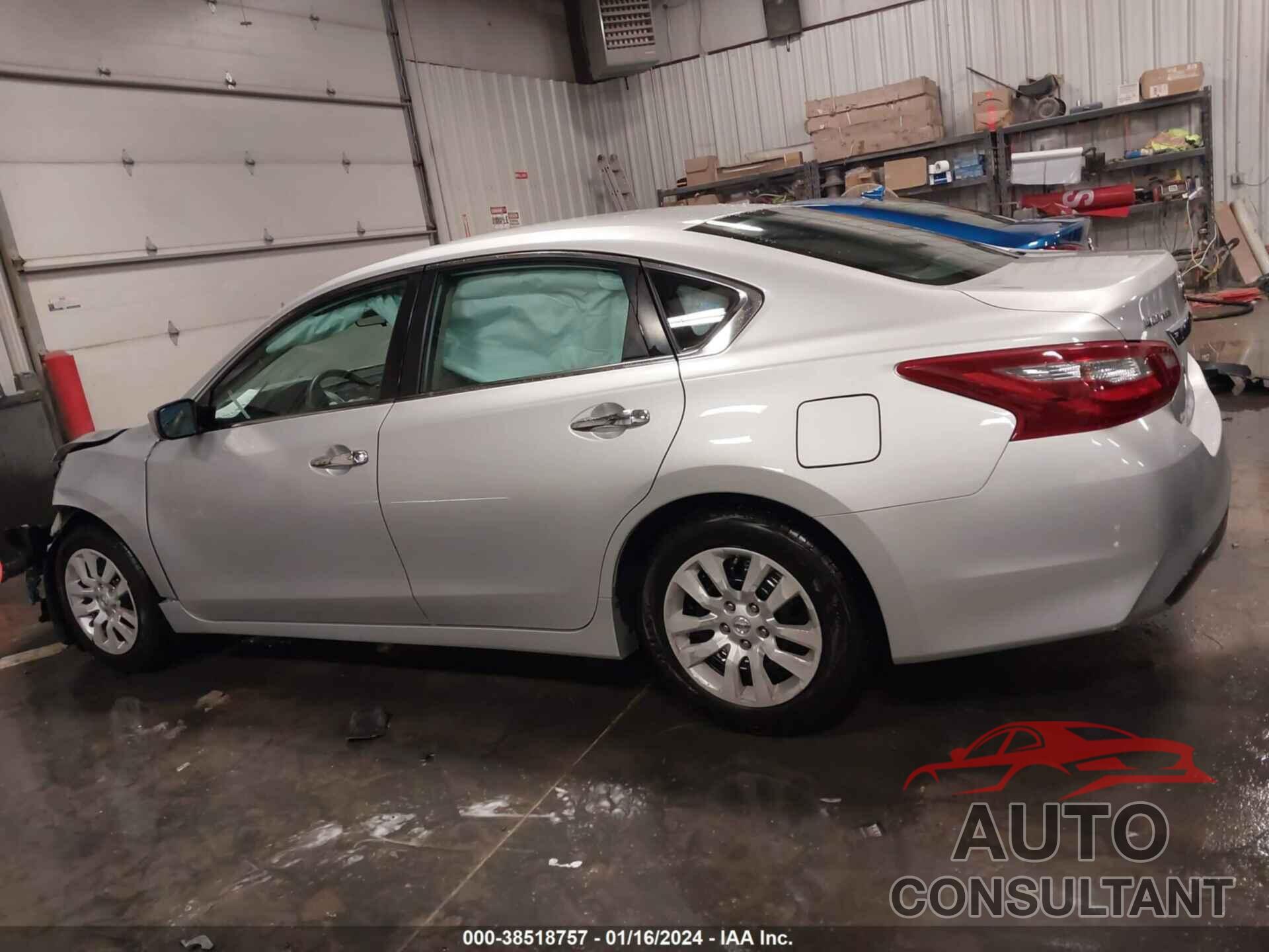 NISSAN ALTIMA 2018 - 1N4AL3APXJC243491