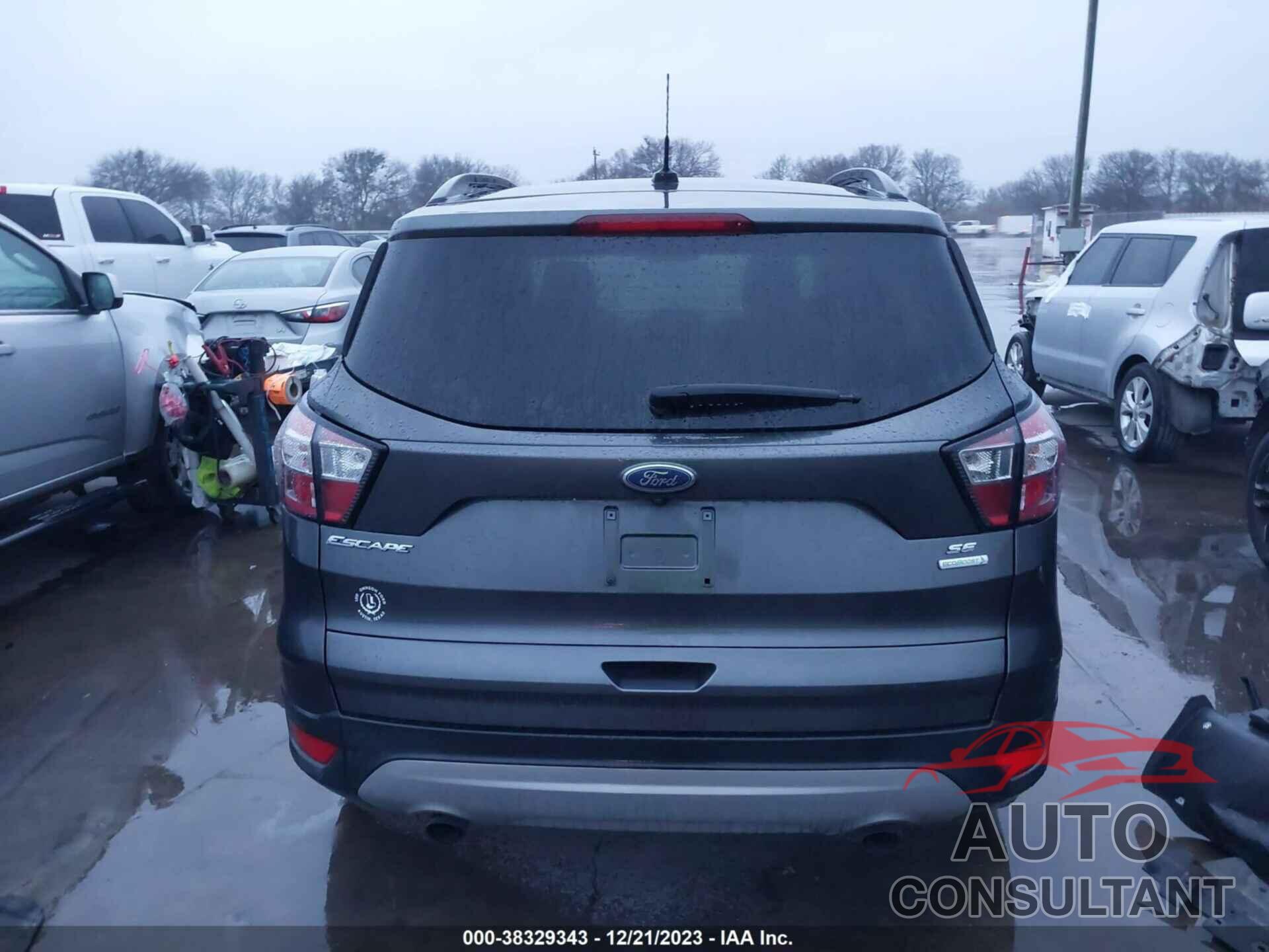 FORD ESCAPE 2018 - 1FMCU0GD9JUD50209