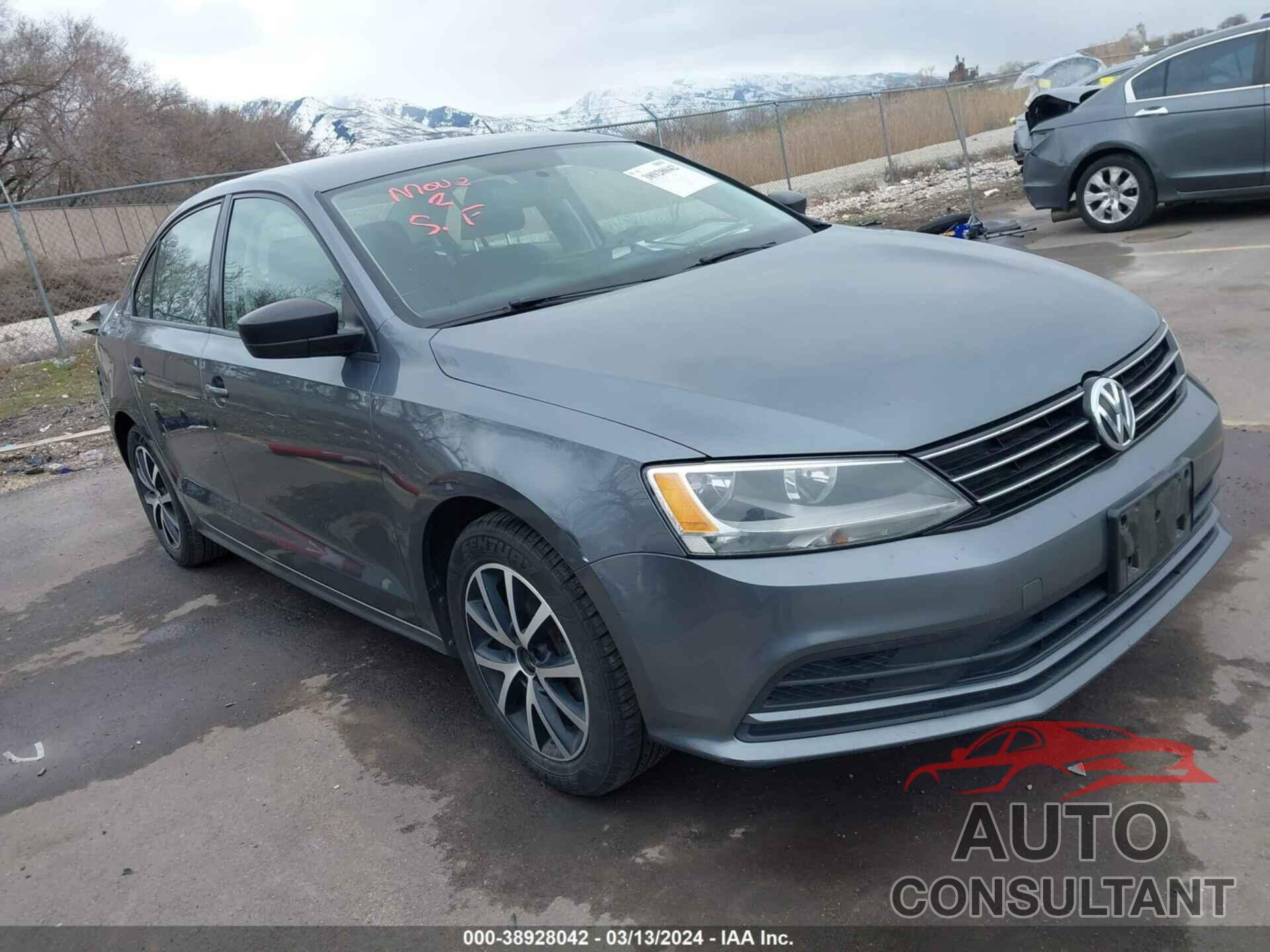 VOLKSWAGEN JETTA 2016 - 3VWD67AJ7GM330030