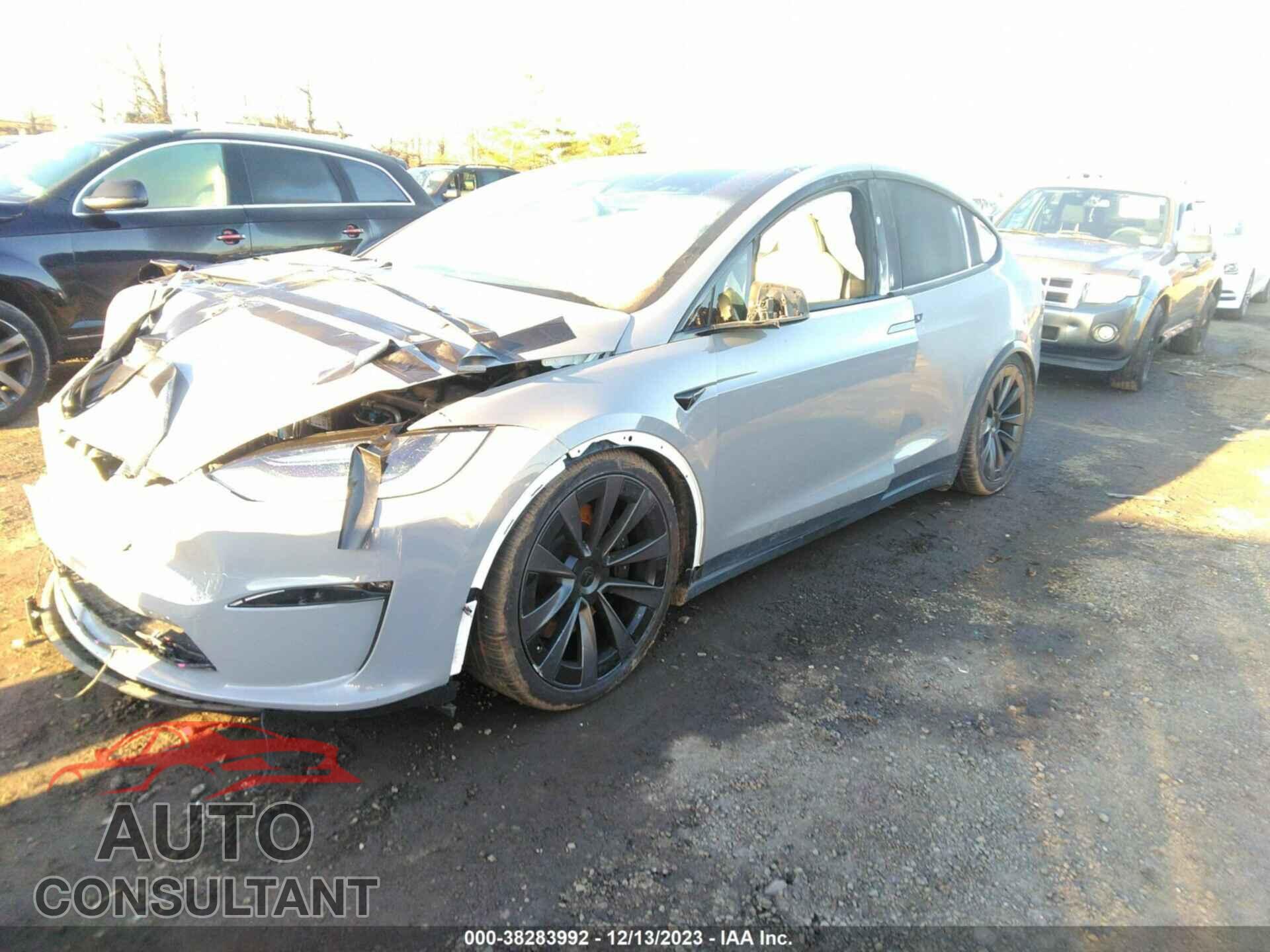 TESLA MODEL X 2022 - 7SAXCBE57NF336262