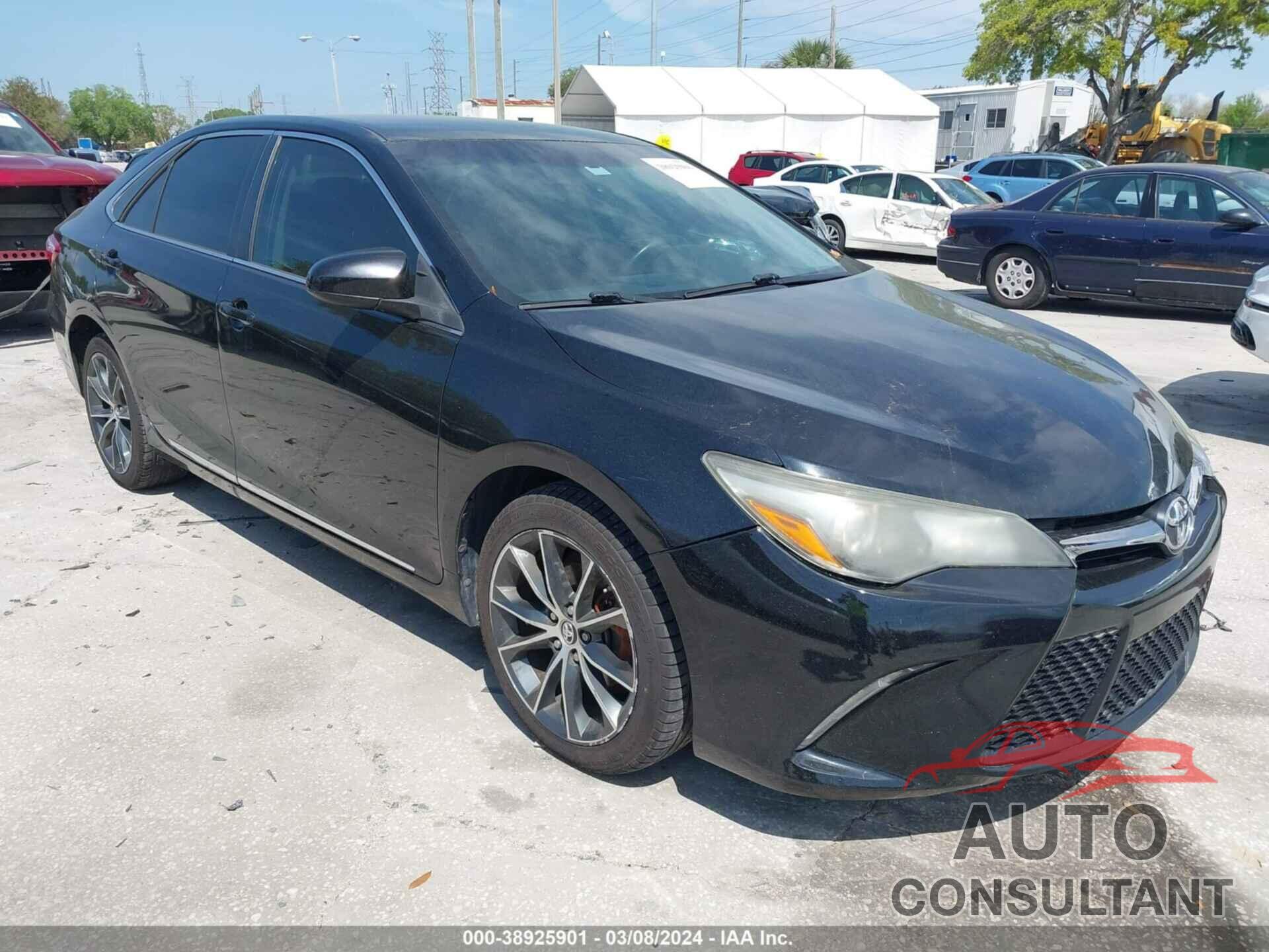 TOYOTA CAMRY 2016 - 4T1BF1FK2GU133914