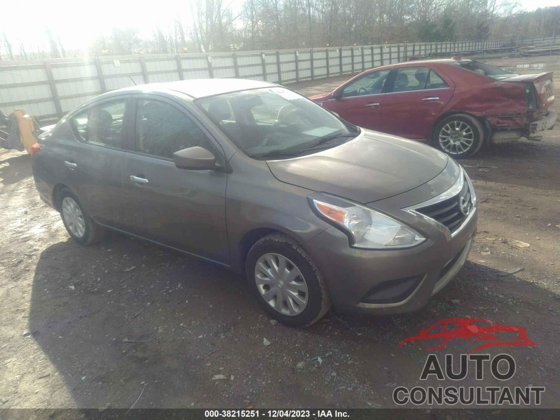 NISSAN VERSA 2017 - 3N1CN7AP0HL804559