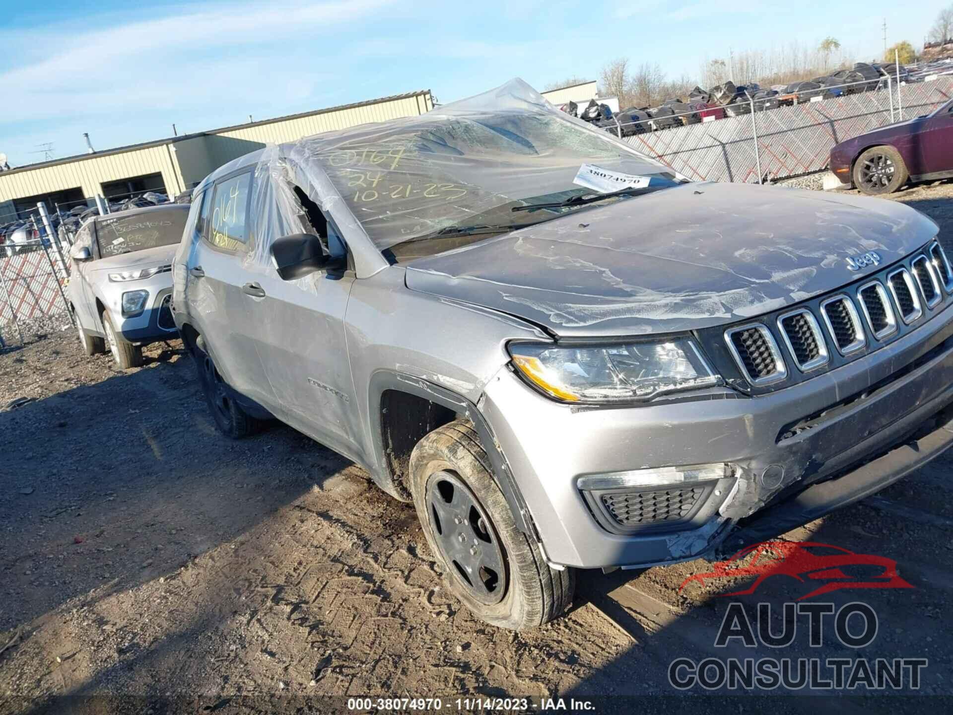 JEEP COMPASS 2018 - 3C4NJDAB8JT180164