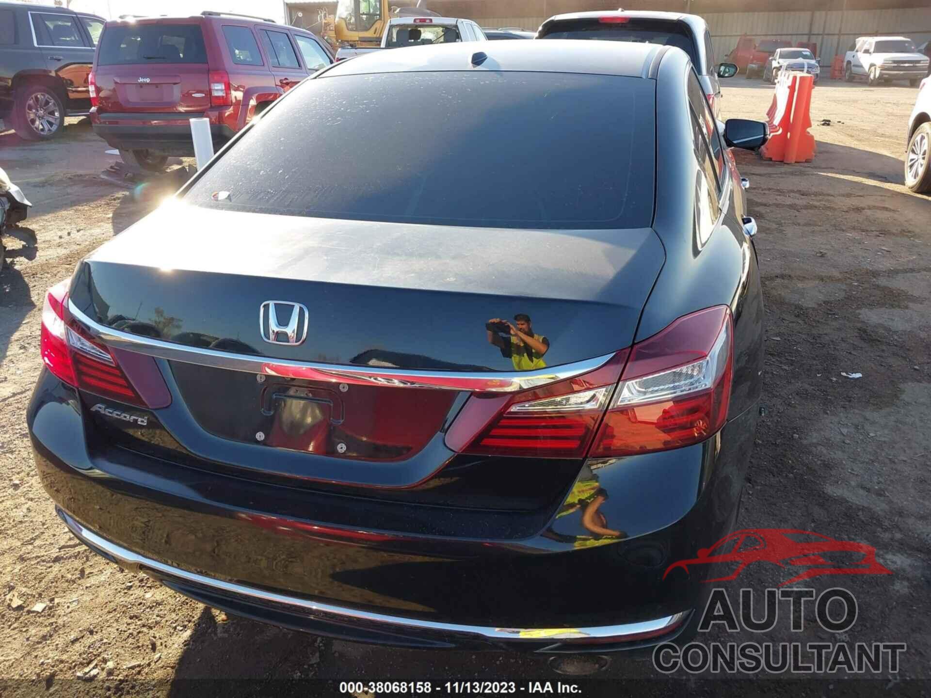 HONDA ACCORD 2017 - 1HGCR2F77HA229740