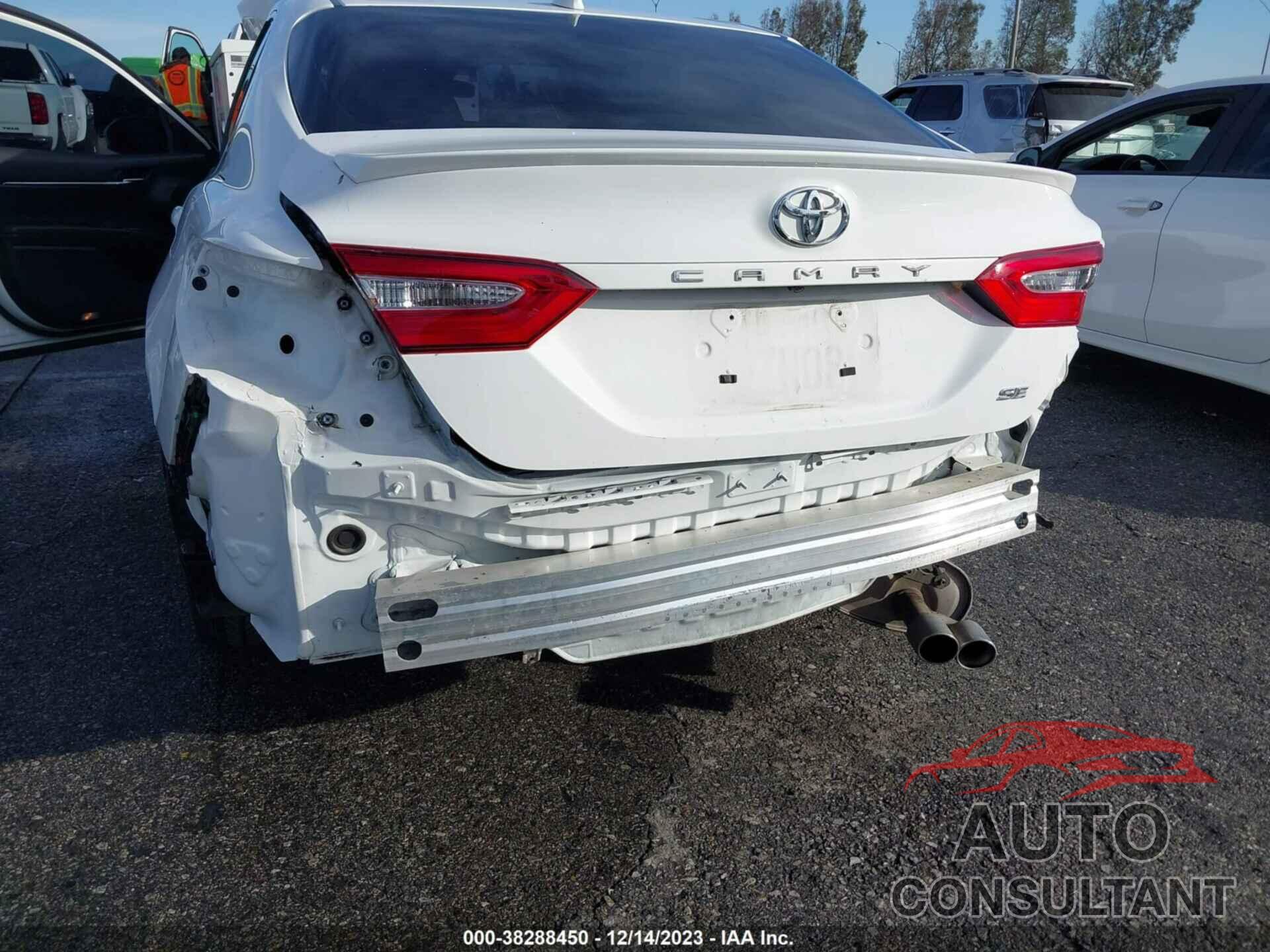 TOYOTA CAMRY 2019 - 4T1B11HK0KU854561