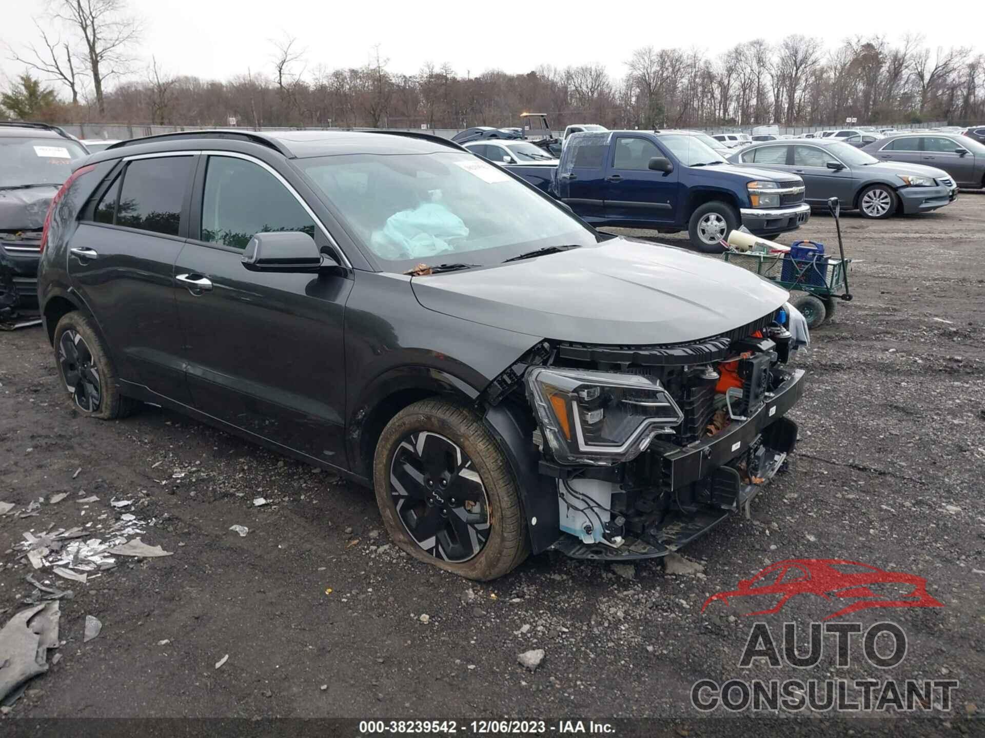 KIA NIRO 2023 - KNDCT3L11P5045651