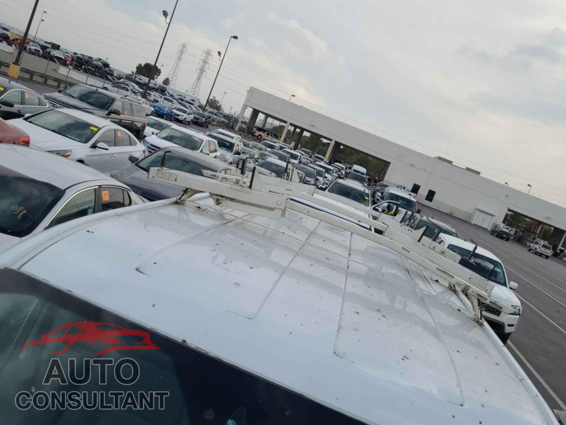 FORD TRANSIT 2015 - 1FTNR1YM2FKB32960