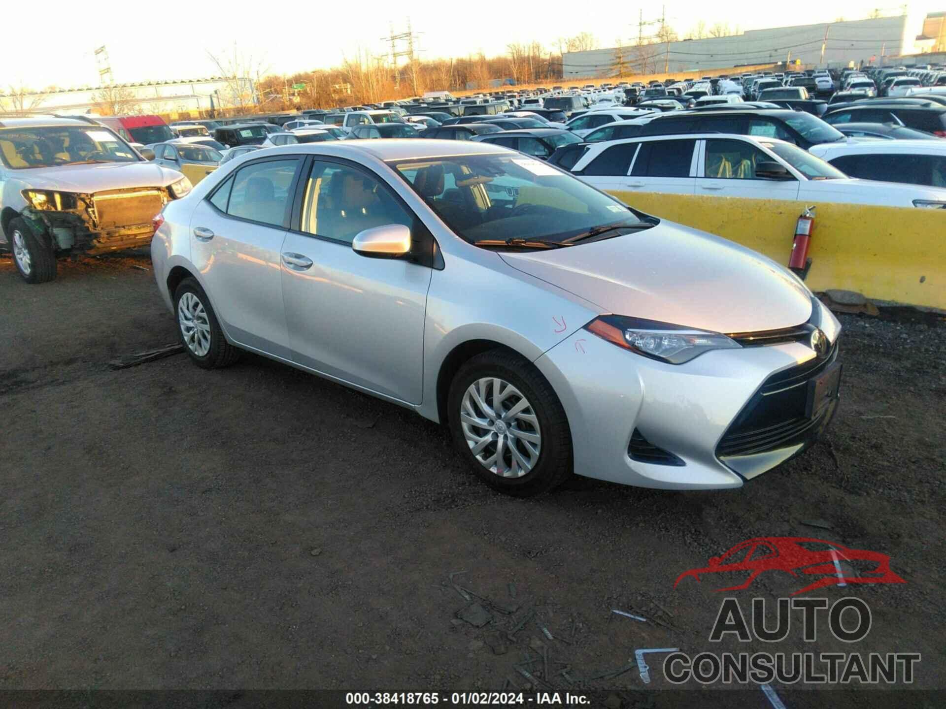 TOYOTA COROLLA 2017 - 2T1BURHE1HC894223