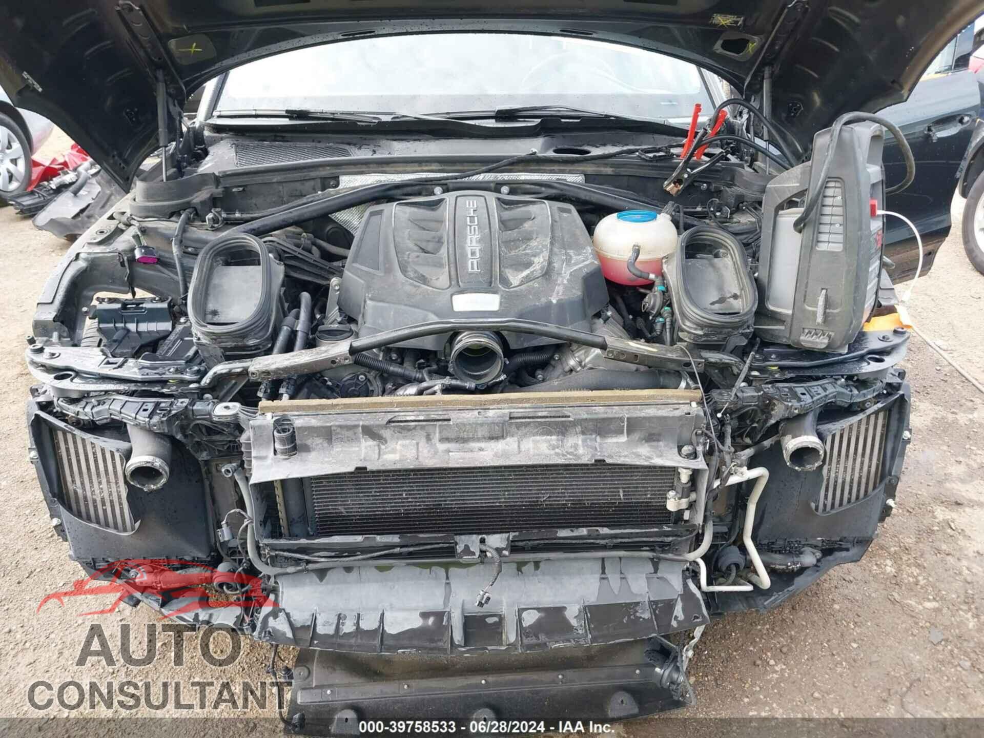 PORSCHE MACAN 2017 - WP1AG2A57HLB52081
