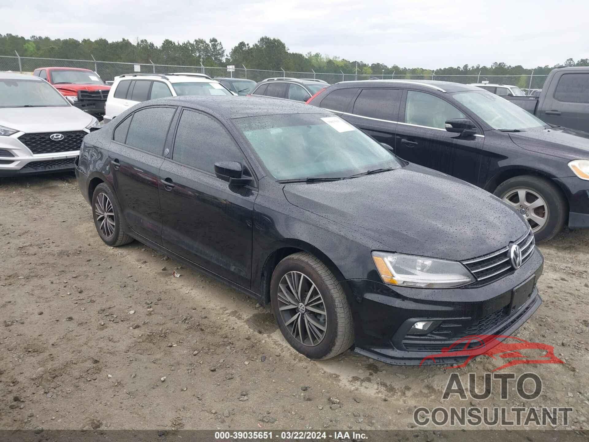 VOLKSWAGEN JETTA 2018 - 3VWDB7AJ5JM216773