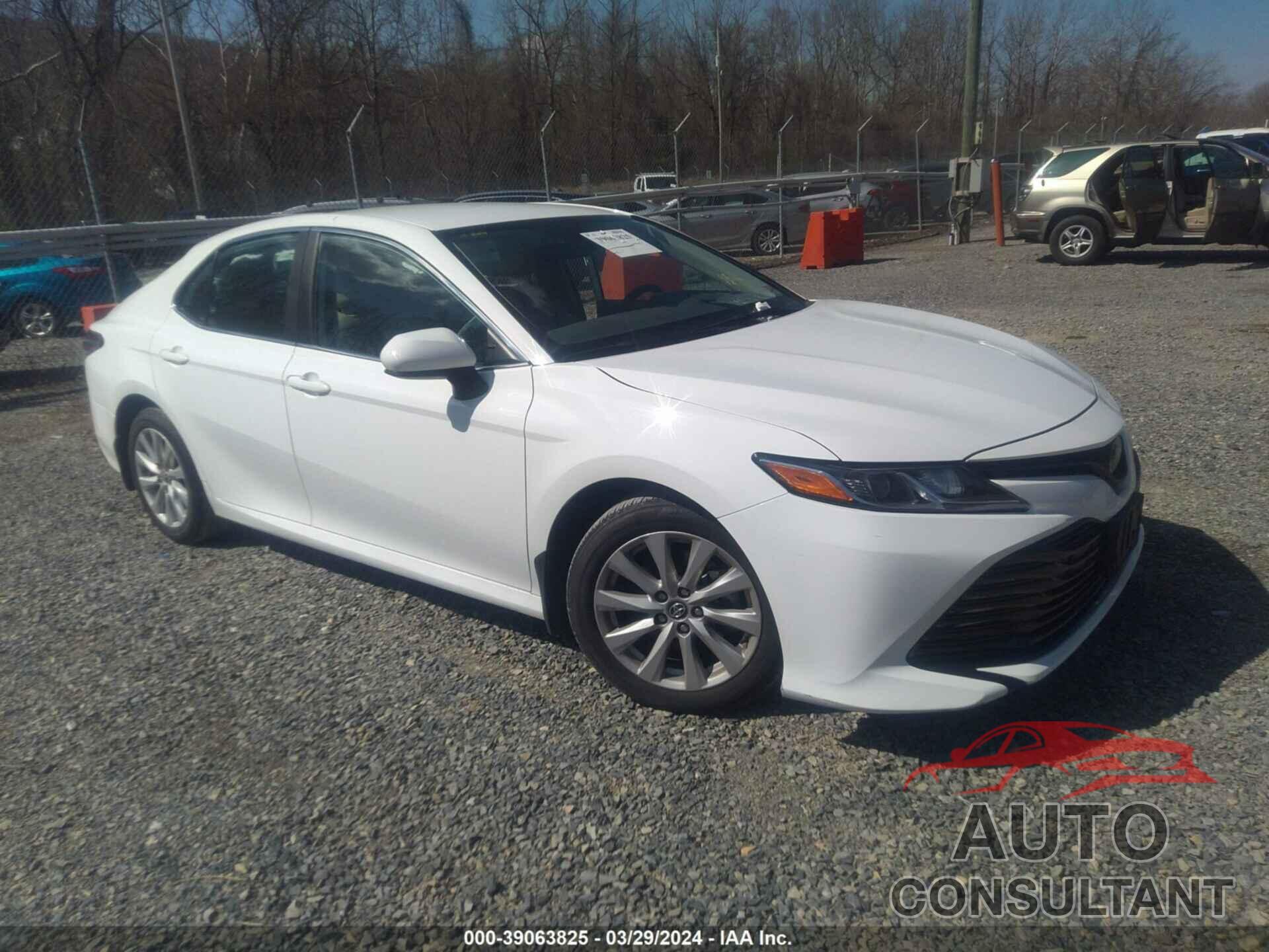TOYOTA CAMRY 2020 - 4T1C11AK3LU858152