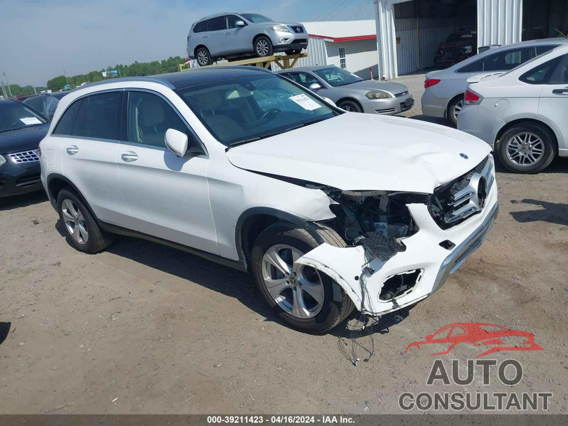 MERCEDES-BENZ GLC 300 2018 - WDC0G4JB2JV062324