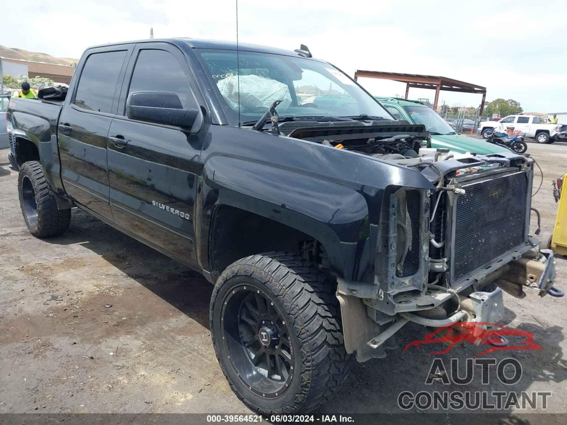 CHEVROLET SILVERADO 1500 2018 - 3GCUKRERXJG234277