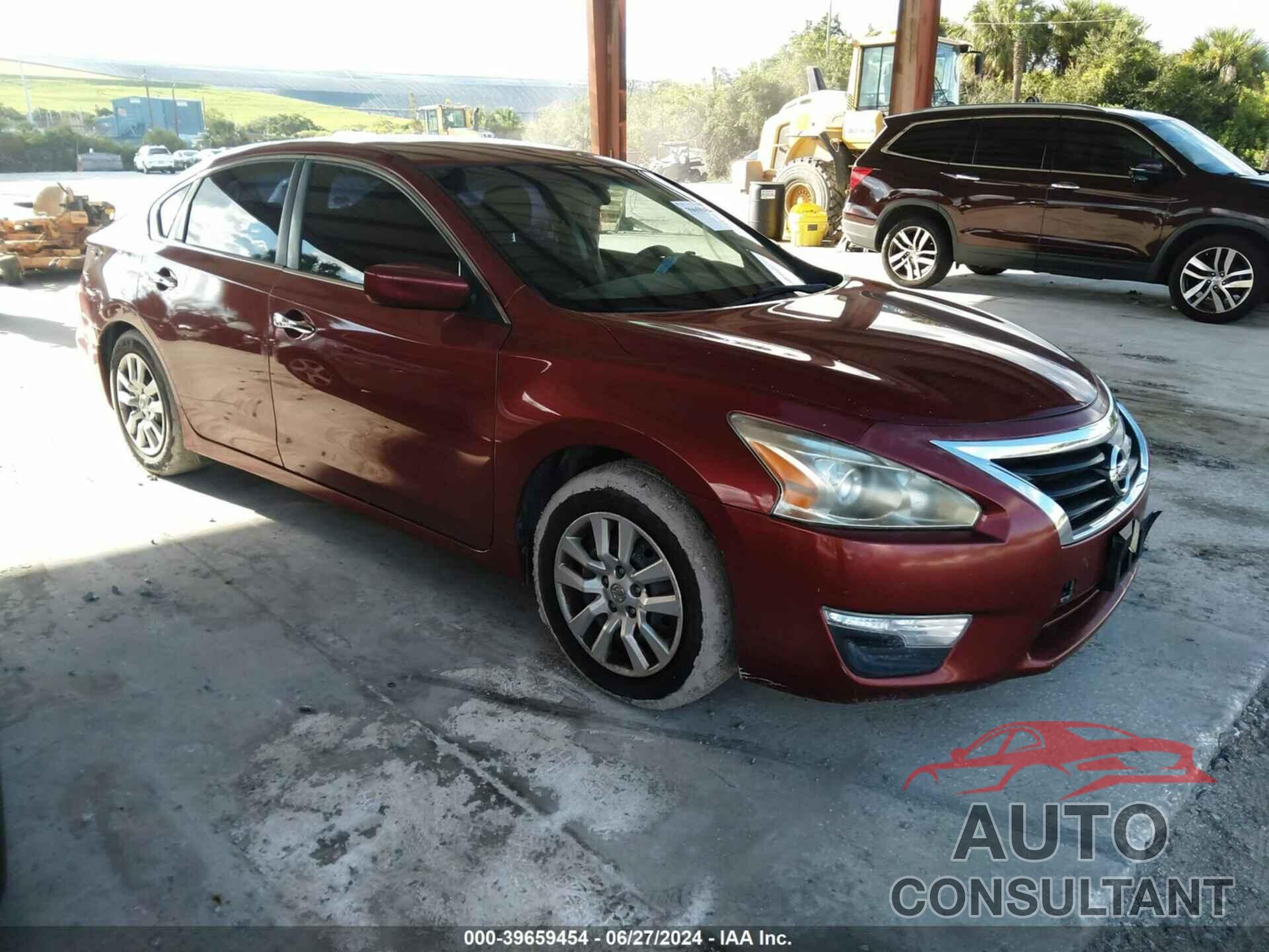 NISSAN ALTIMA 2015 - 1N4AL3AP3FN909439