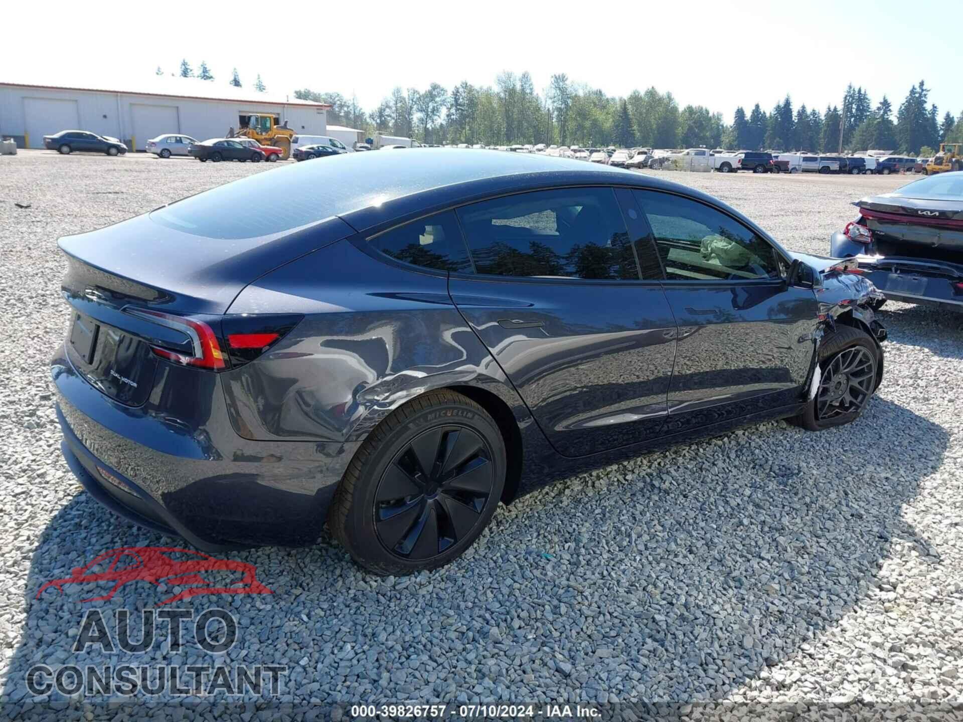 TESLA MODEL 3 2024 - 5YJ3E1EB9RF810076