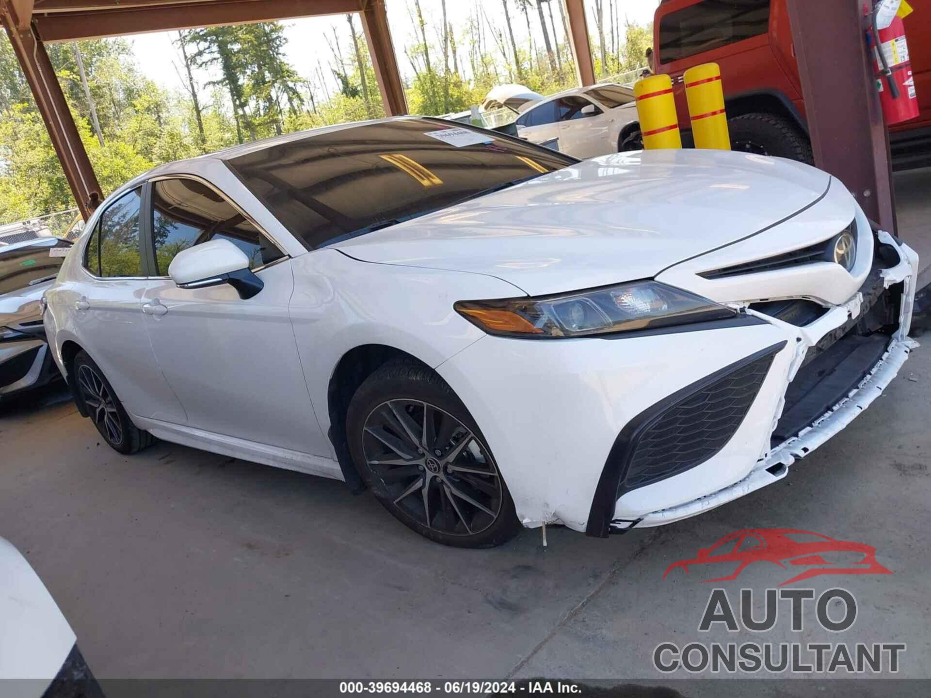 TOYOTA CAMRY 2024 - 4T1T11AK3RU855227