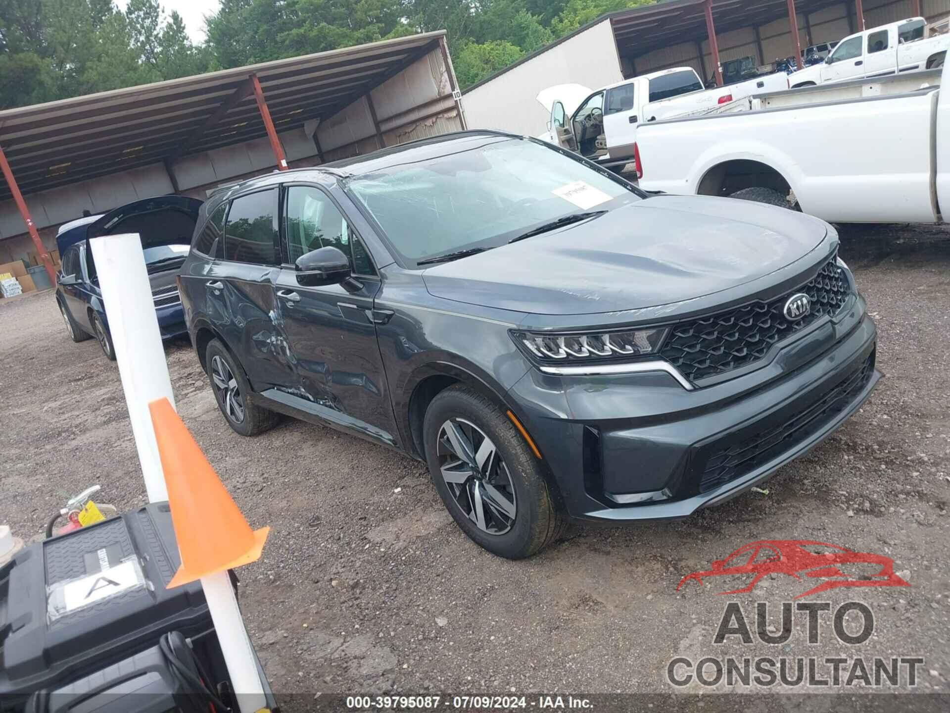 KIA SORENTO 2021 - 5XYRL4LC4MG009019