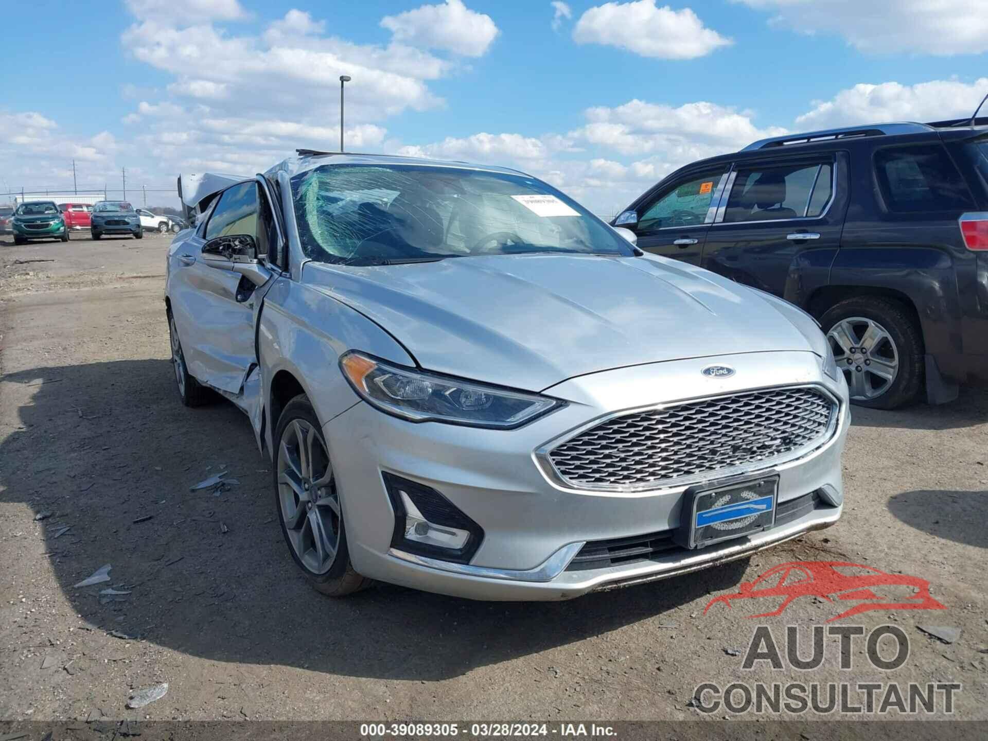 FORD FUSION HYBRID 2019 - 3FA6P0RU3KR138121