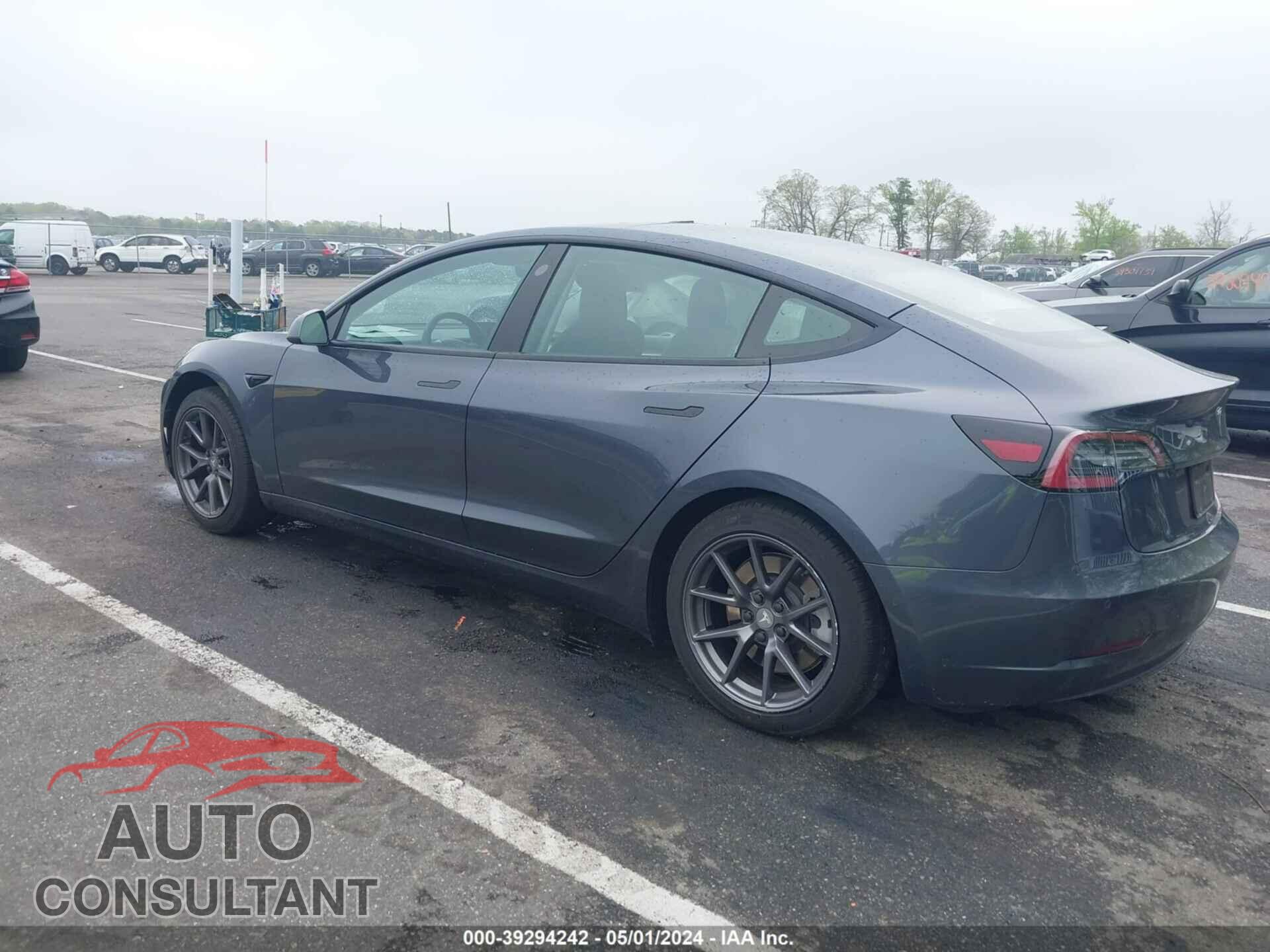 TESLA MODEL 3 2021 - 5YJ3E1EA5MF047005