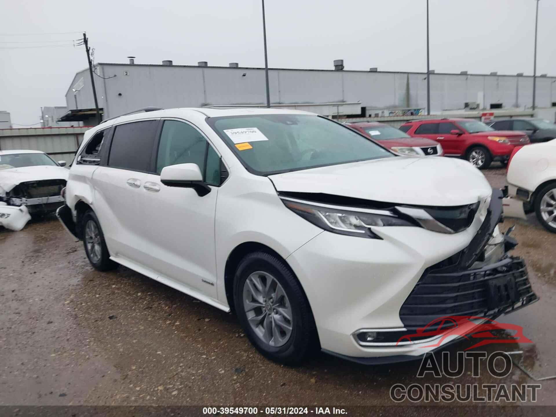 TOYOTA SIENNA 2021 - 5TDYRKEC9MS004798