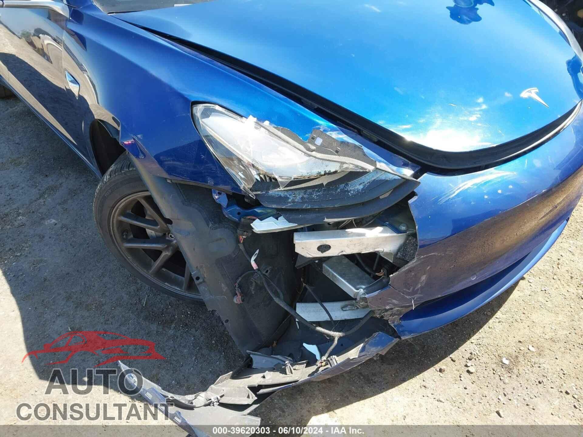 TESLA MODEL 3 2018 - 5YJ3E1EA2JF022526