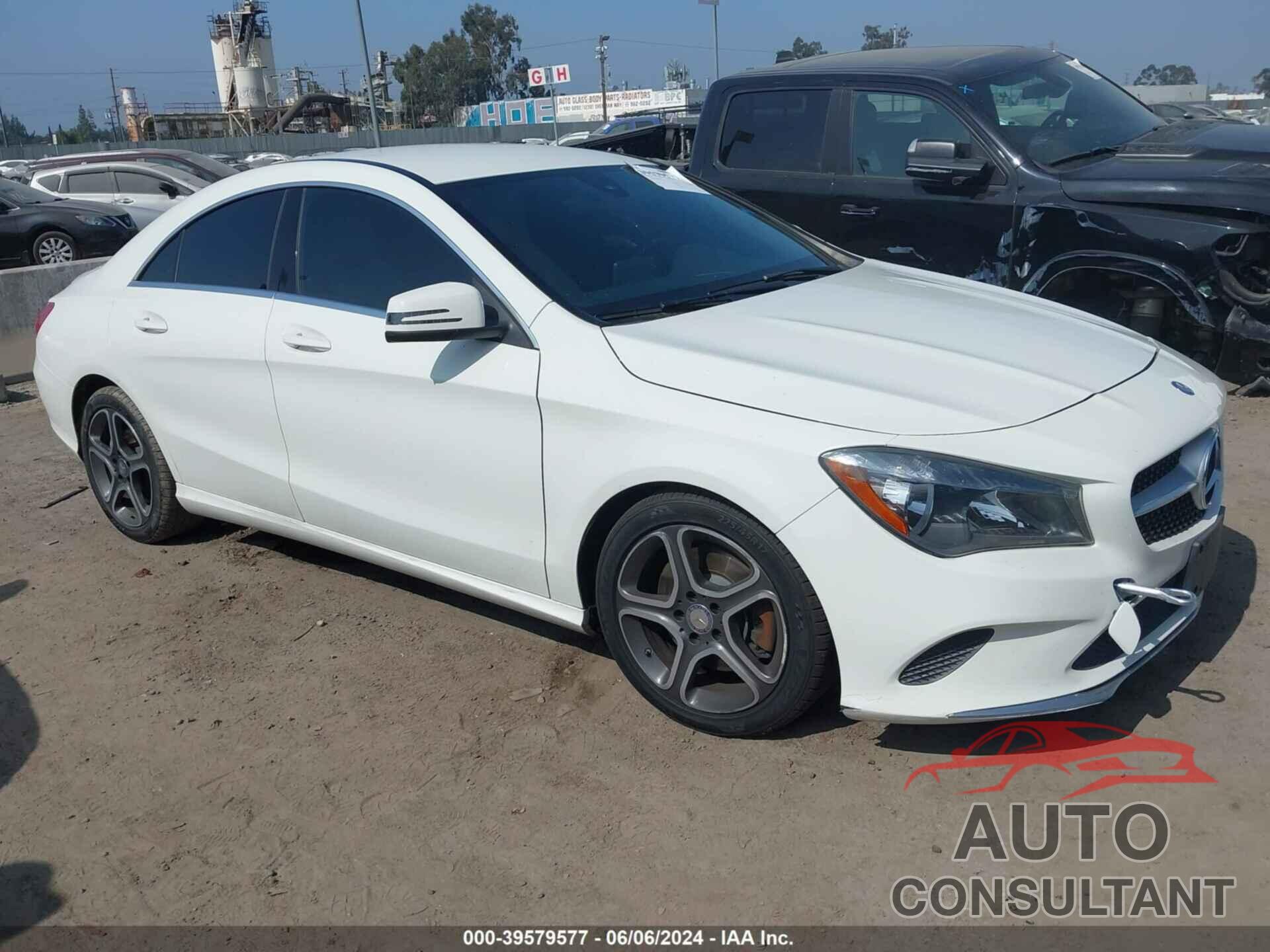 MERCEDES-BENZ CLA 250 2017 - WDDSJ4EB6HN407445