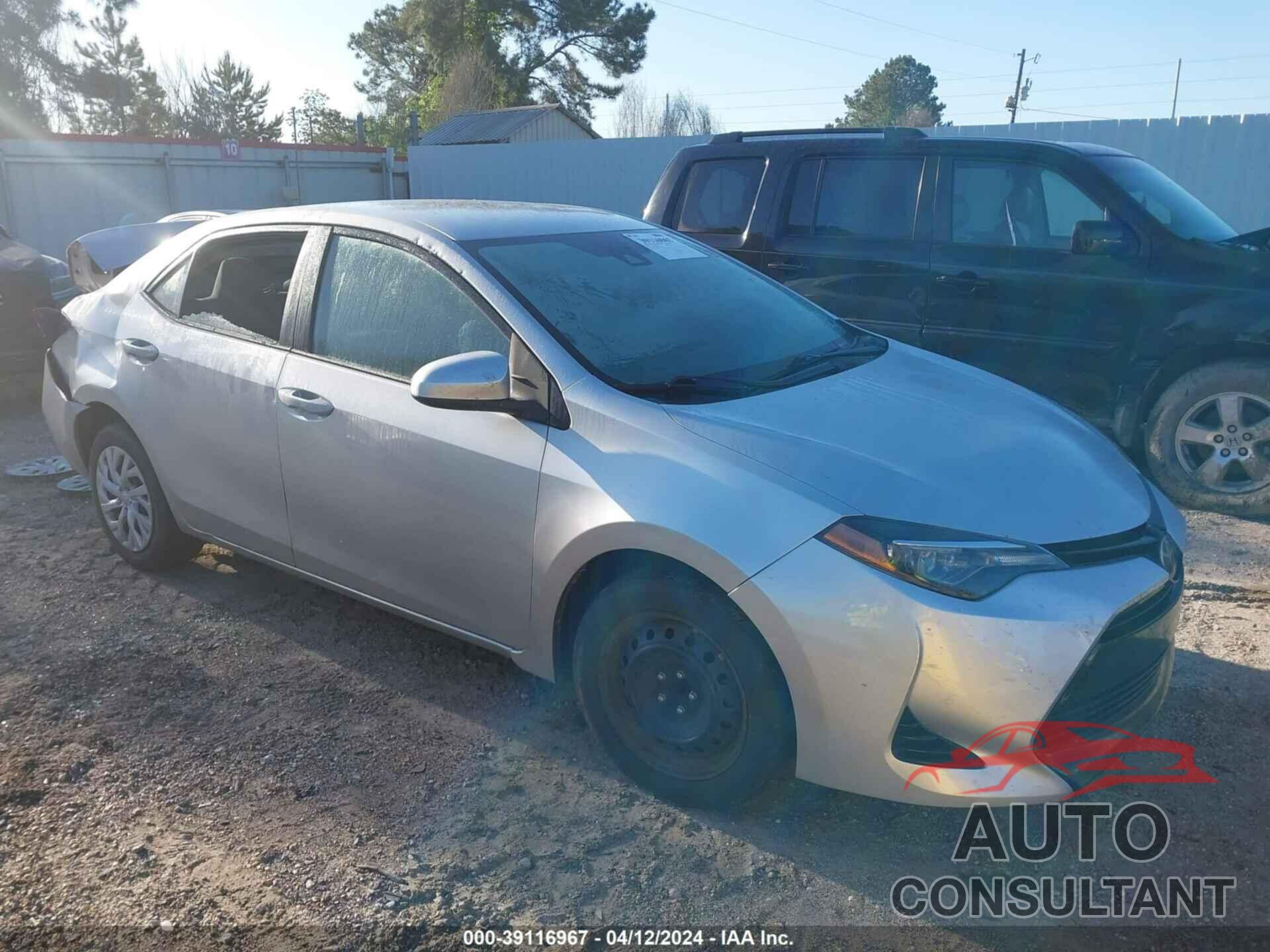 TOYOTA COROLLA 2018 - 5YFBURHEXJP774734