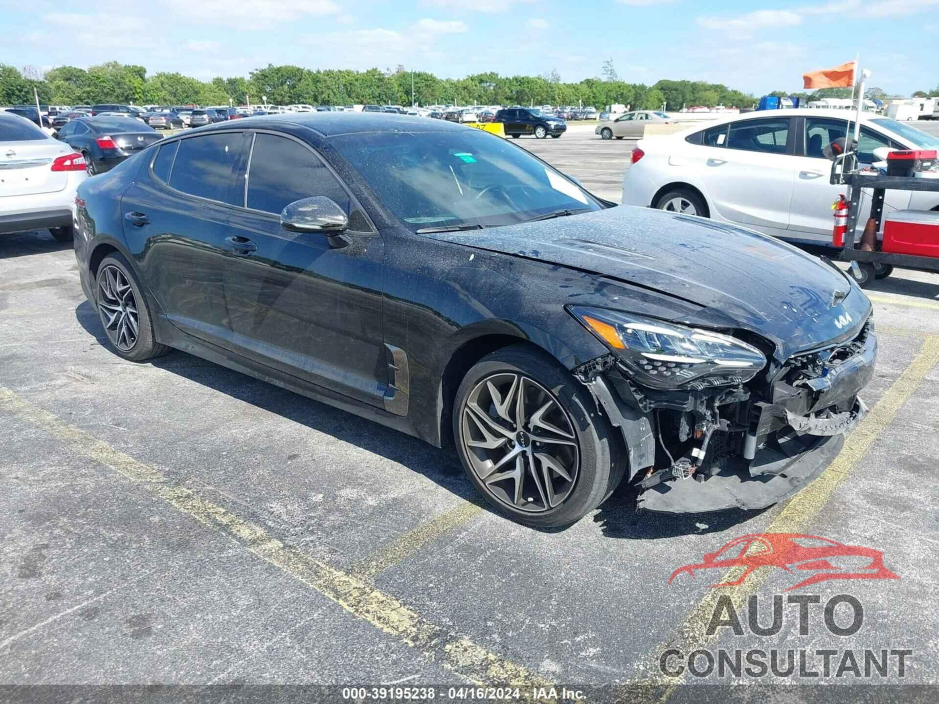 KIA STINGER 2023 - KNAE35LD0P6132446