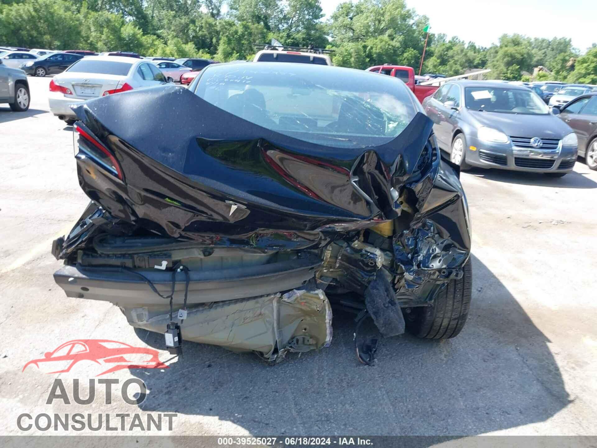 TESLA MODEL 3 2023 - 5YJ3E1EA5PF660410