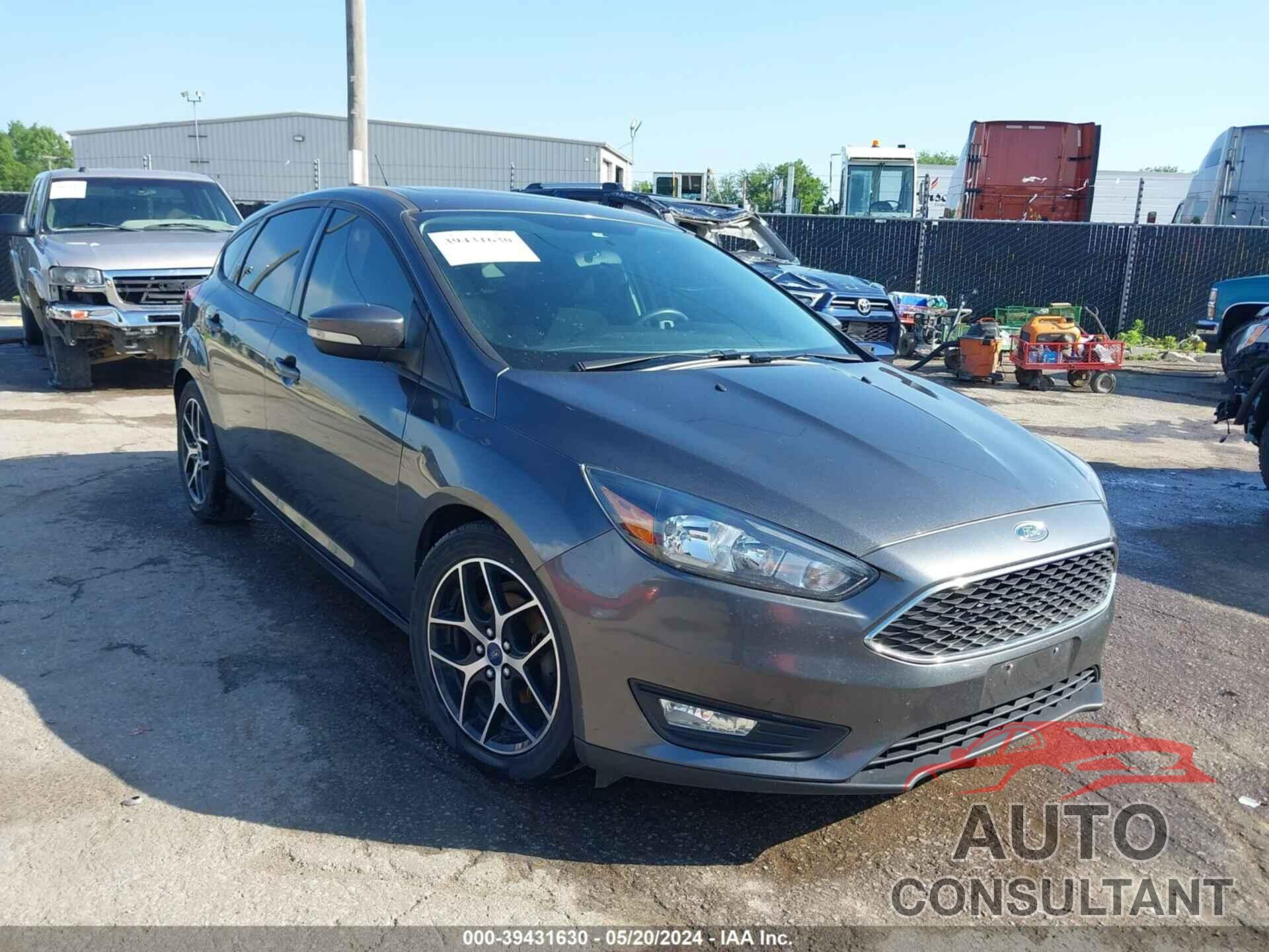 FORD FOCUS 2018 - 1FADP3M24JL236151