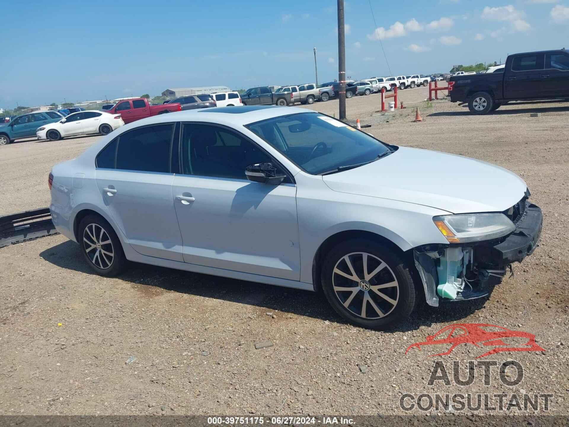 VOLKSWAGEN JETTA 2017 - 3VWB67AJ1HM277432