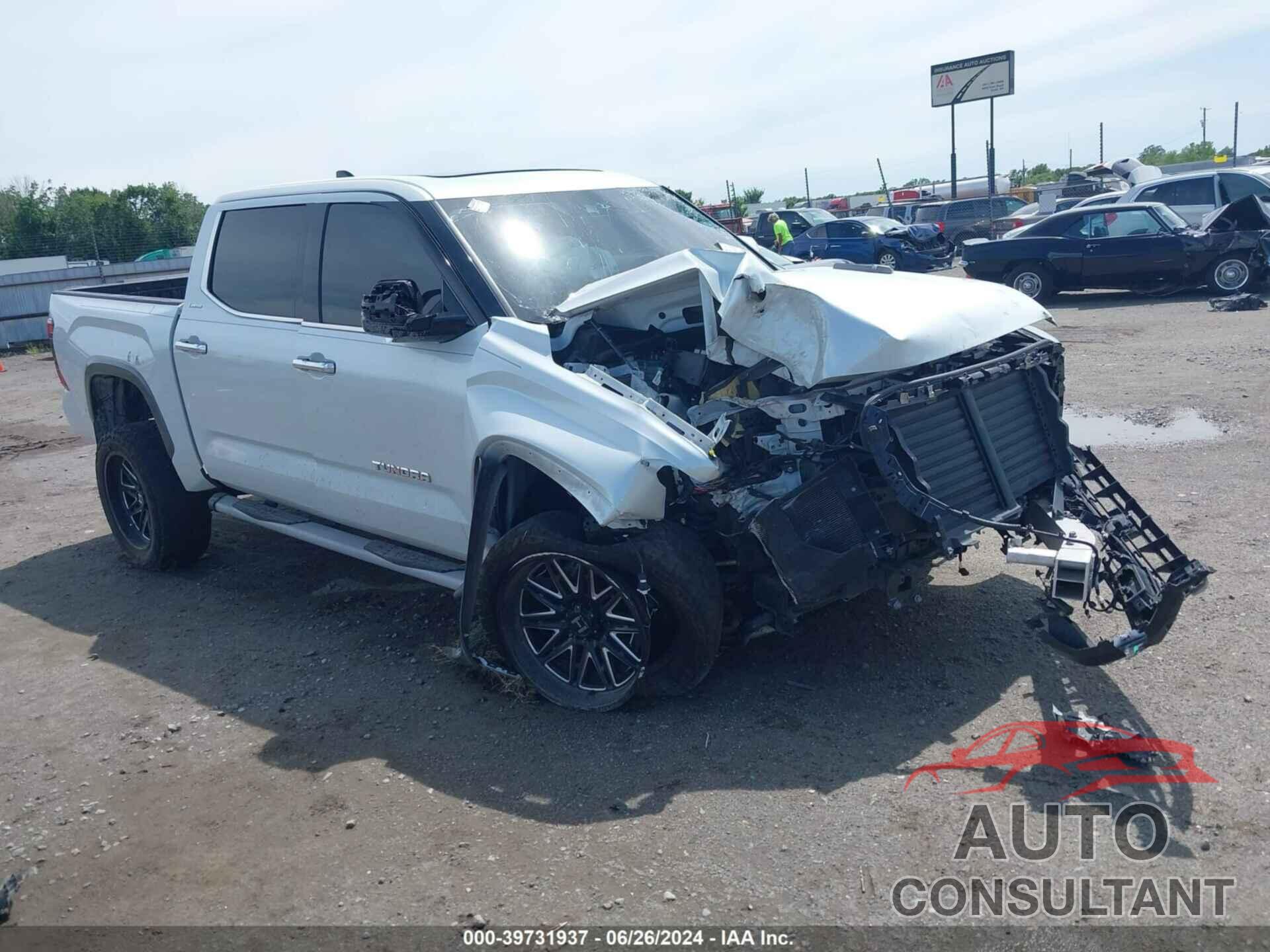 TOYOTA TUNDRA HYBRID 2023 - 5TFJC5DB0PX018679