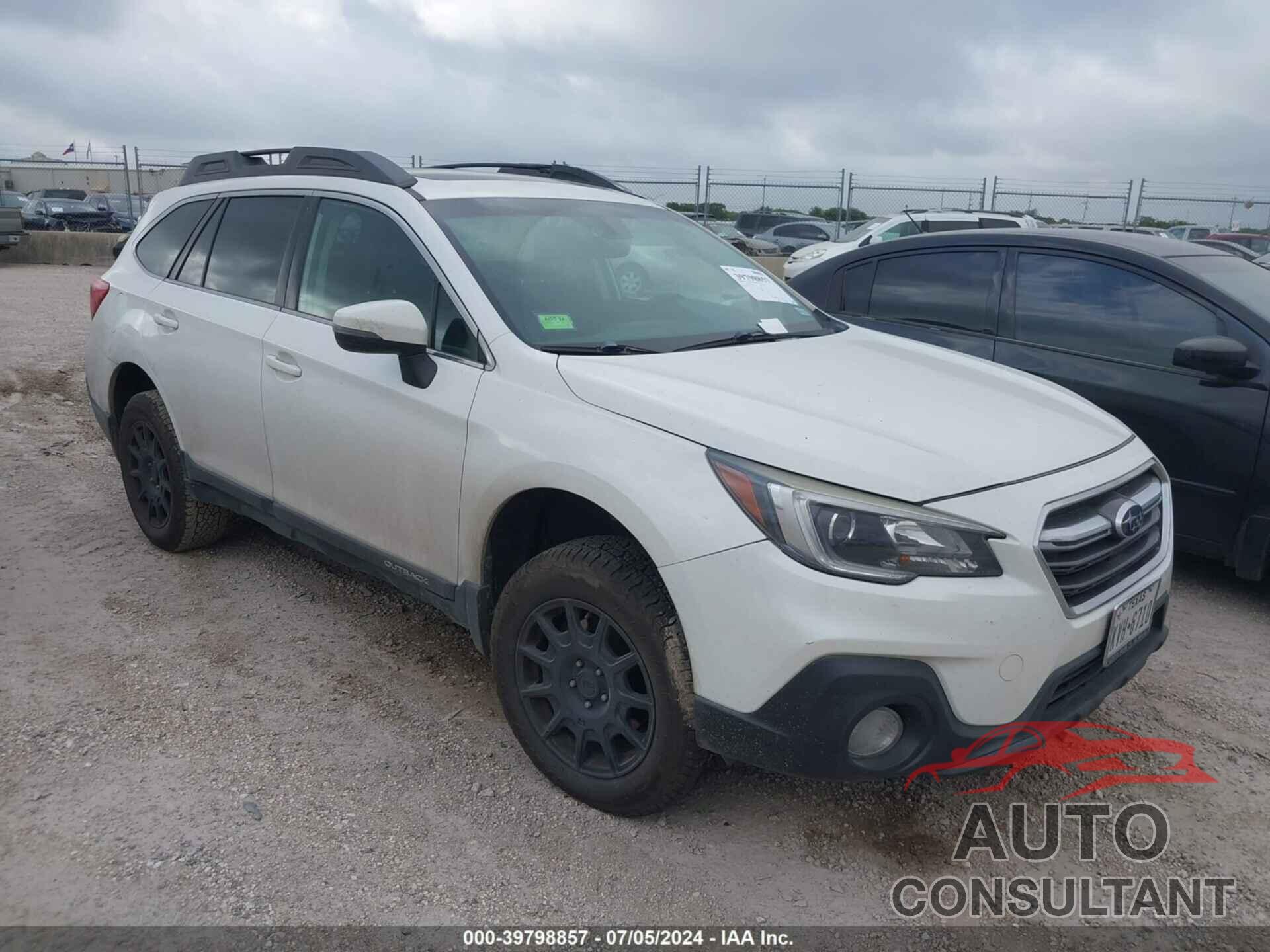 SUBARU OUTBACK 2018 - 4S4BSAHC9J3346261