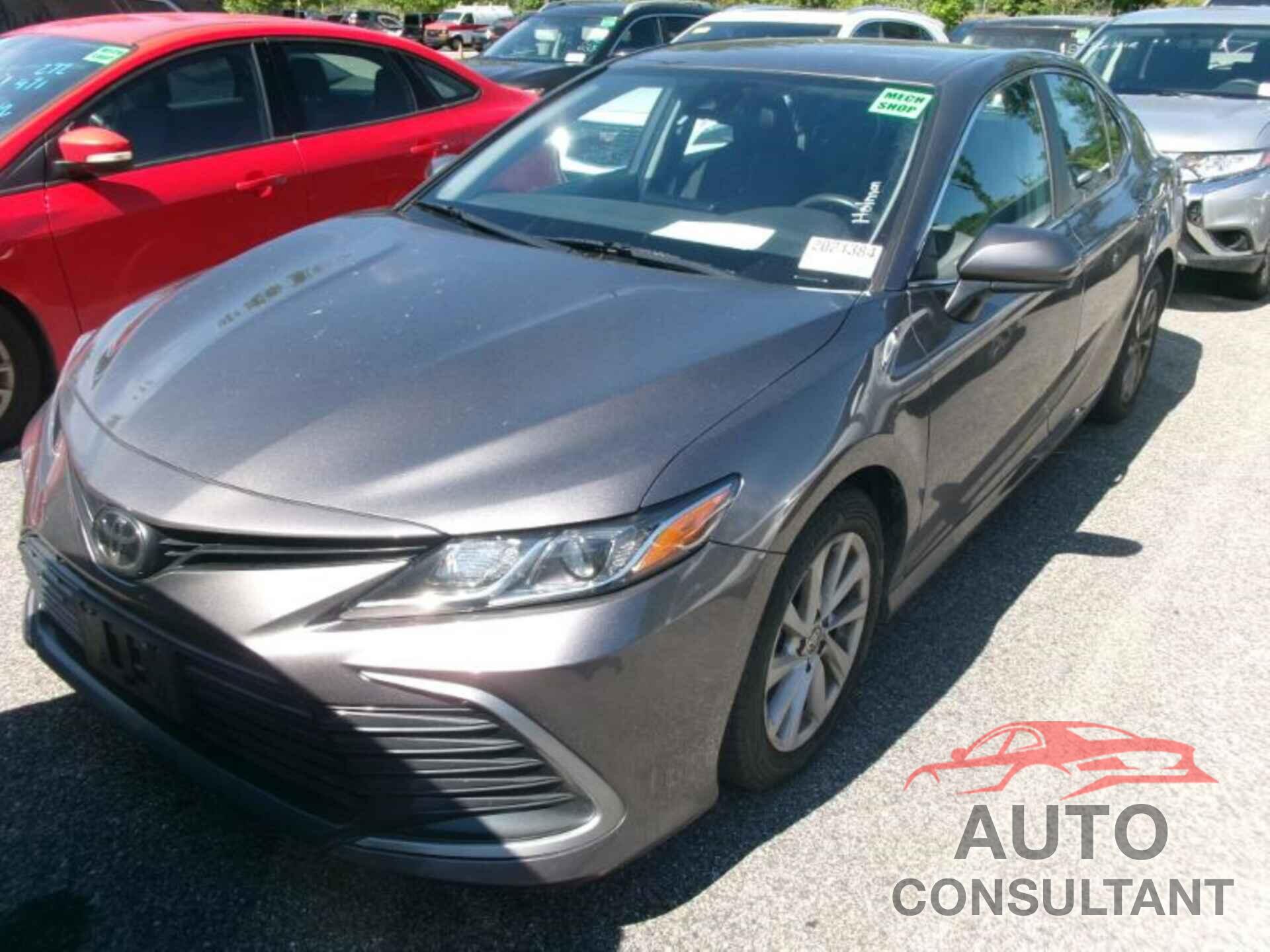 TOYOTA CAMRY 2021 - 4T1C11BK5MU038834