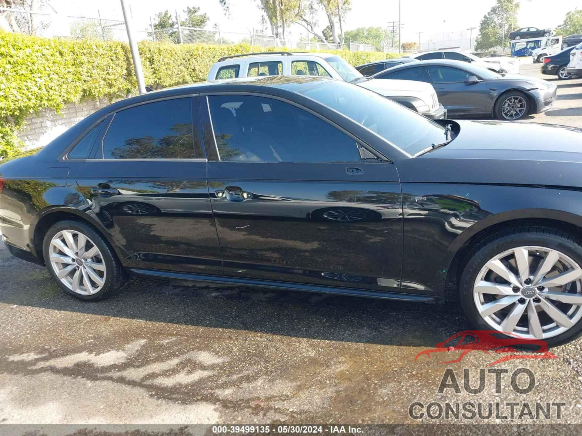 AUDI A4 2018 - WAUKMAF48JA129898