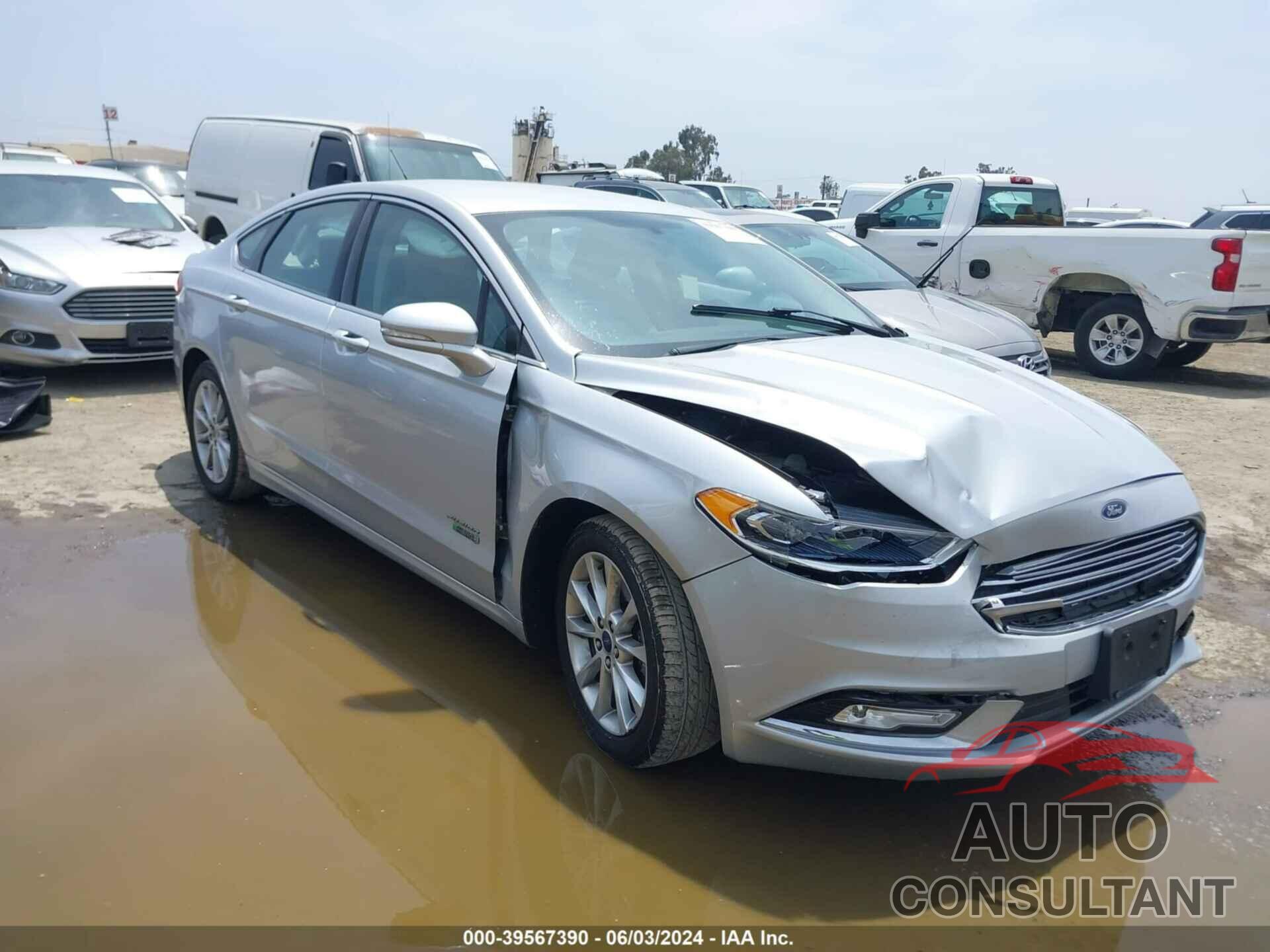 FORD FUSION ENERGI 2017 - 3FA6P0PU8HR105725