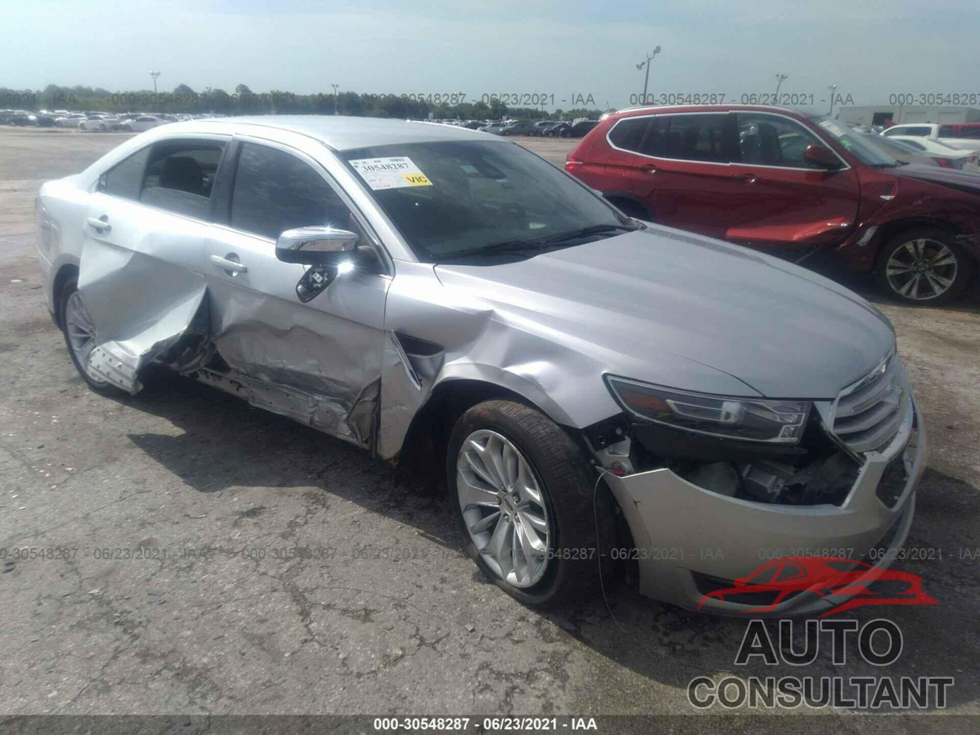 FORD TAURUS 2018 - 1FAHP2F88JG103253