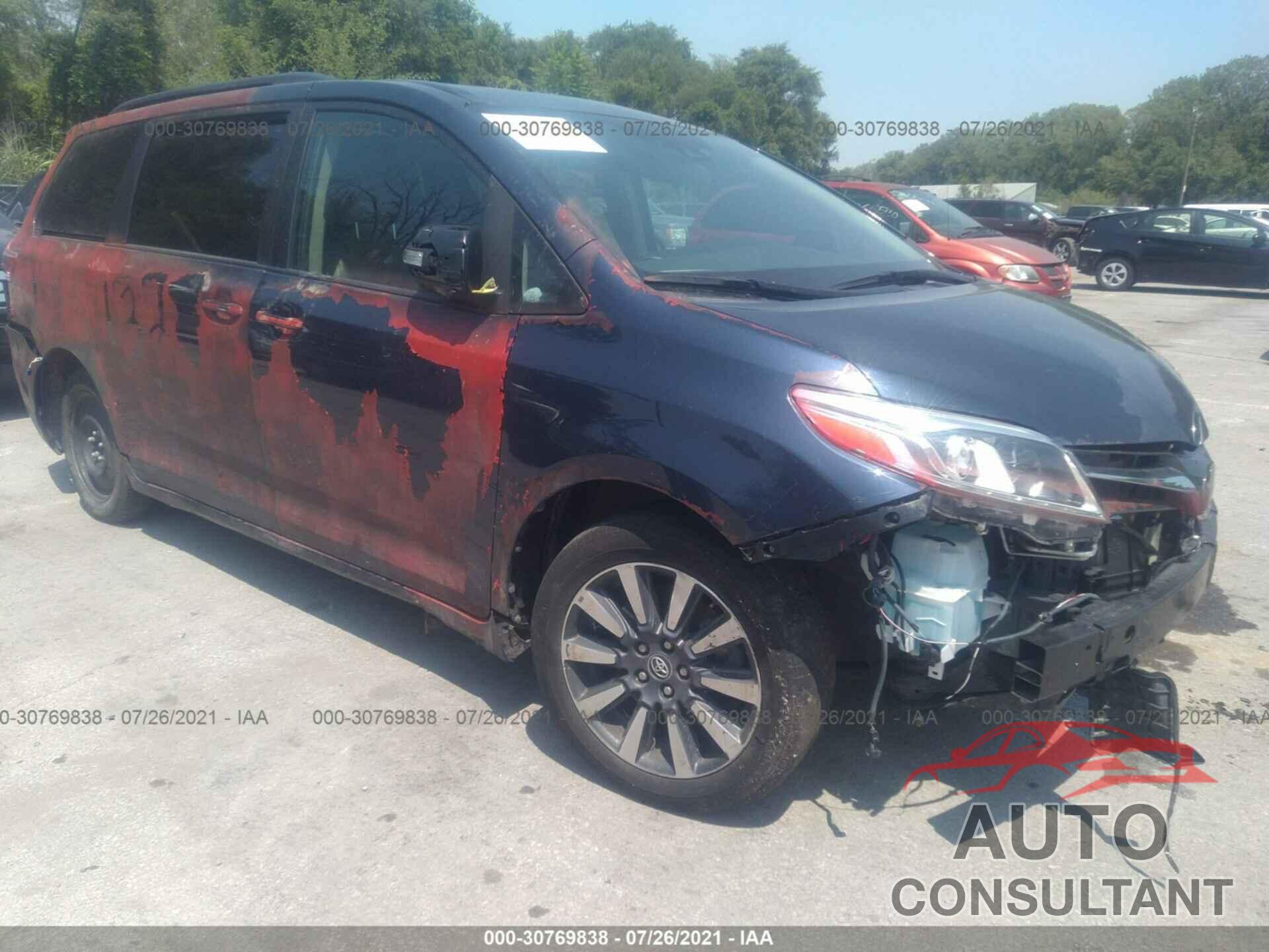 TOYOTA SIENNA 2019 - 5TDYZ3DC9KS985526