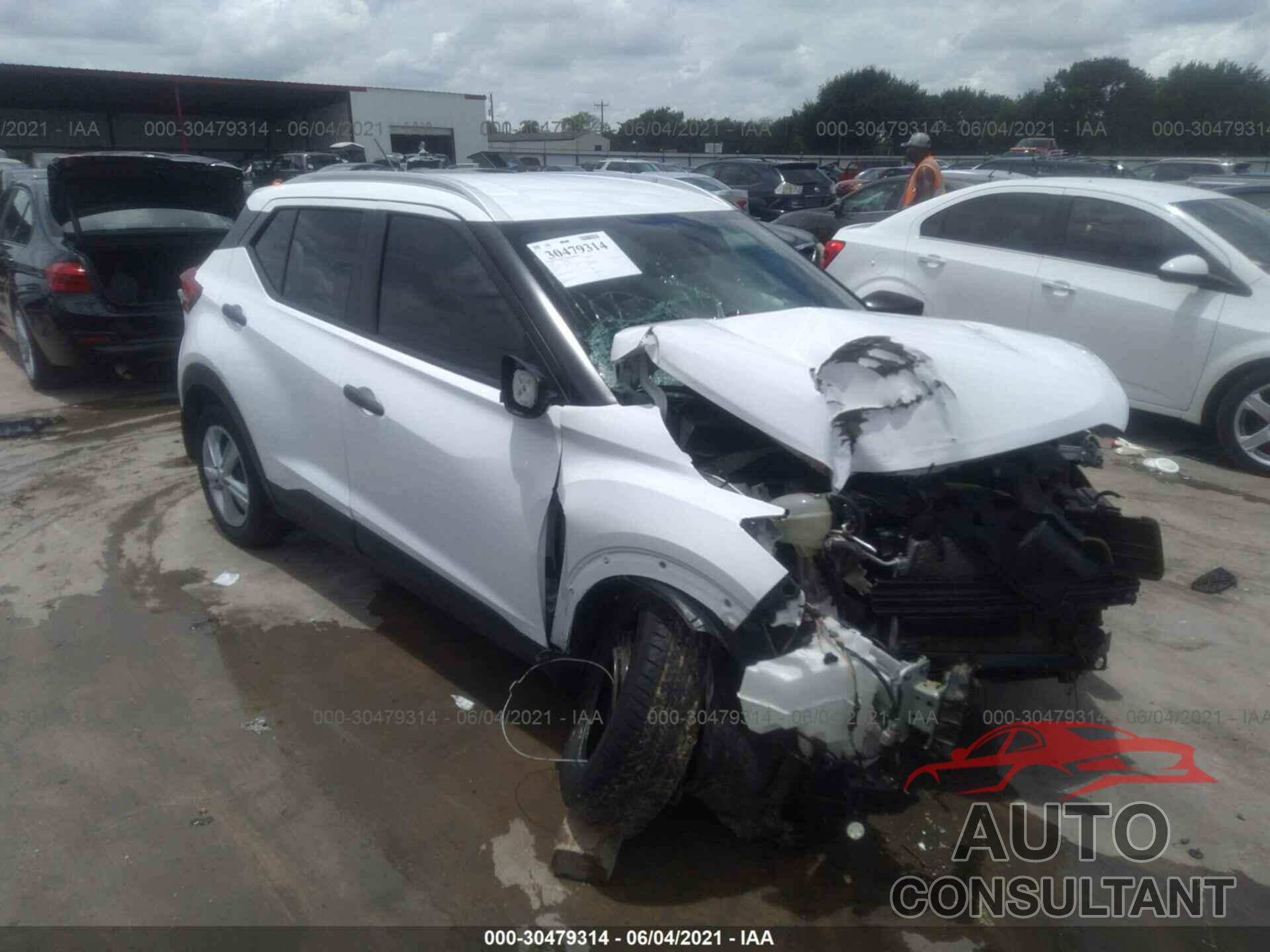 NISSAN KICKS 2018 - 3N1CP5CU0JL538841