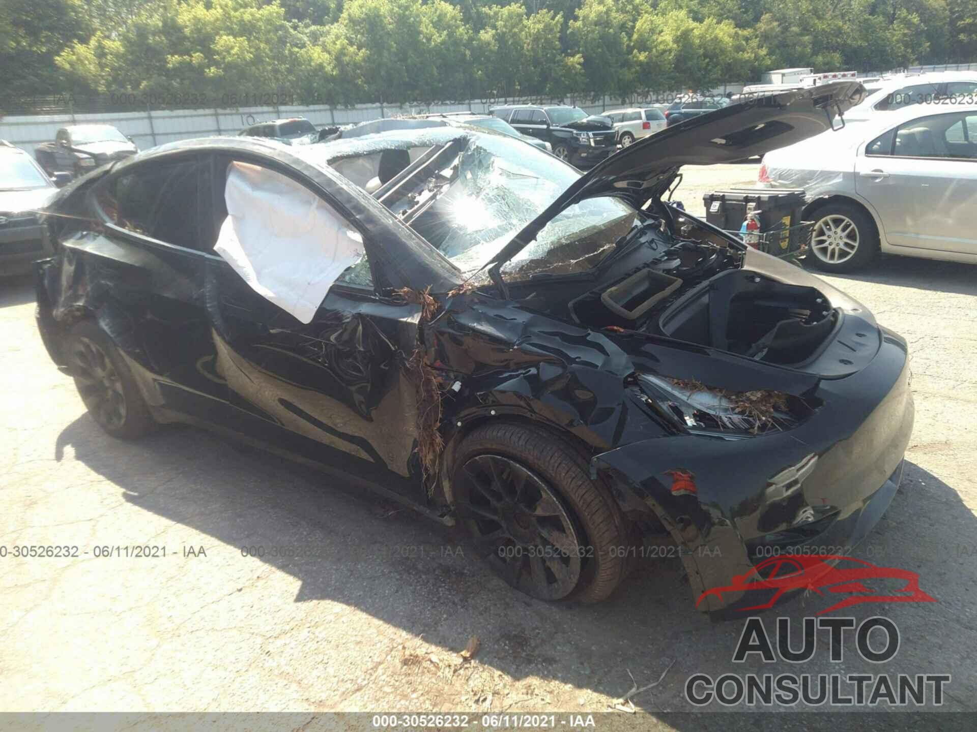 TESLA MODEL Y 2021 - 5YJYGDEE2MF139760