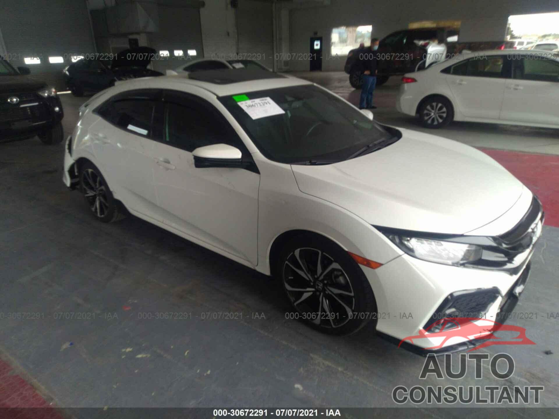 HONDA CIVIC HATCHBACK 2018 - SHHFK7H92JU420196