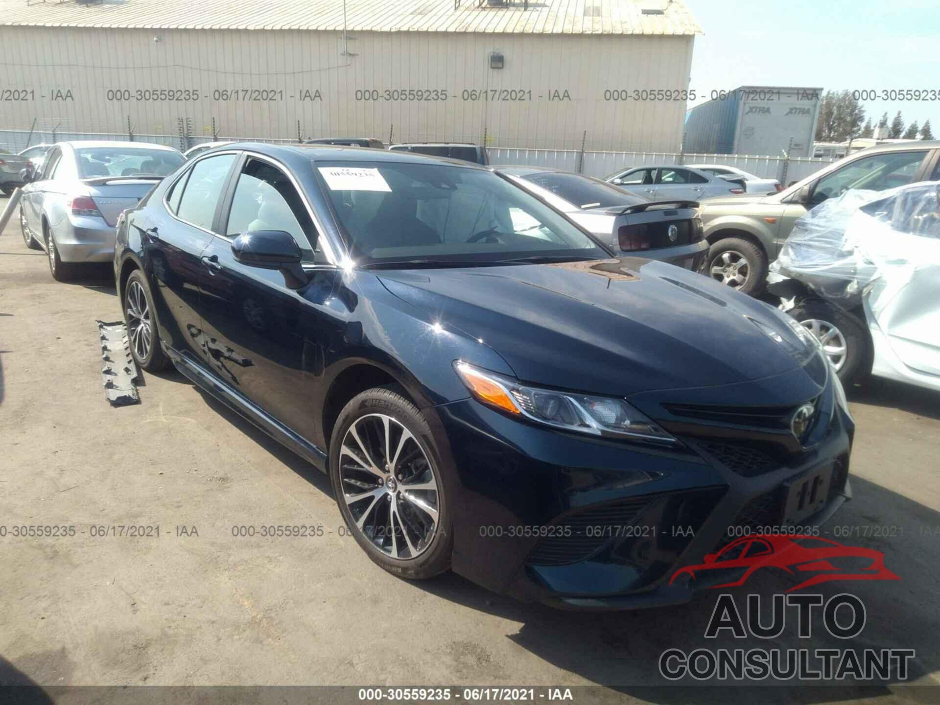 TOYOTA CAMRY 2019 - 4T1B11HK6KU712330
