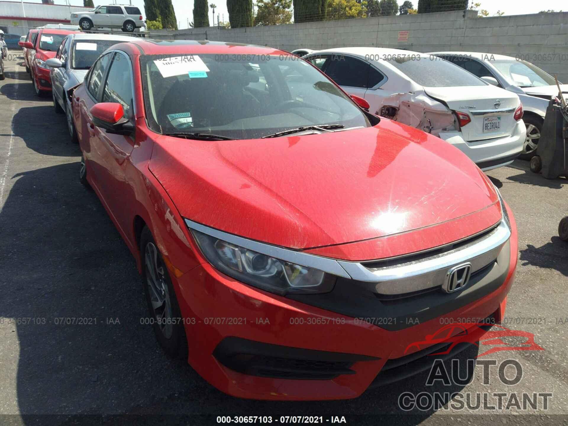 HONDA CIVIC SEDAN 2016 - 2HGFC2F71GH574468