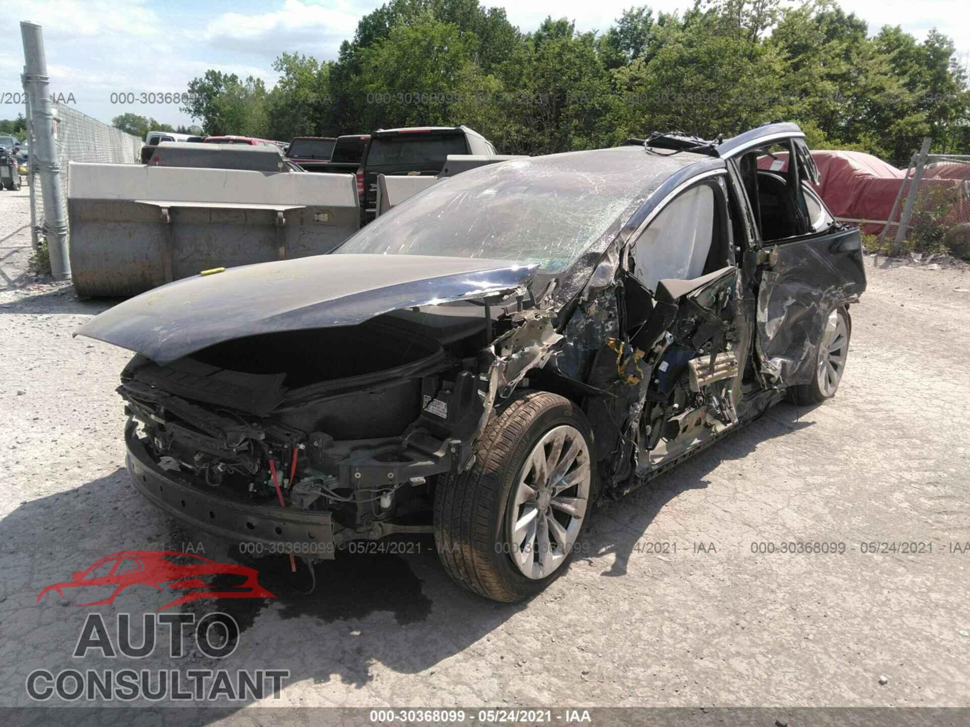 TESLA MODEL X 2017 - 5YJXCAE26HF075093