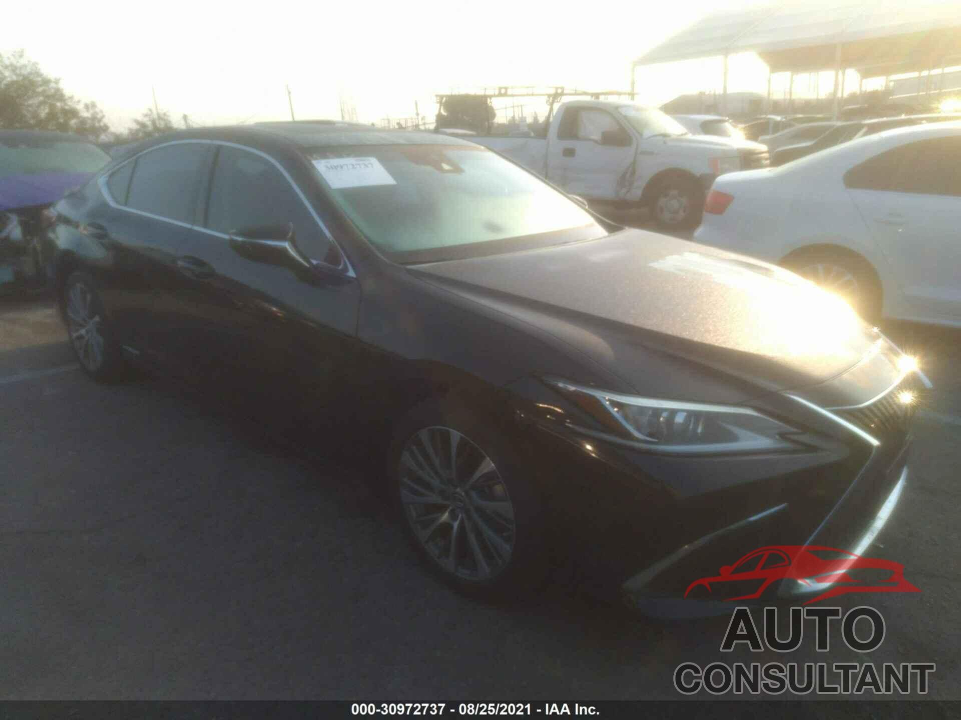 LEXUS ES 2019 - 58AB21B18KU001704